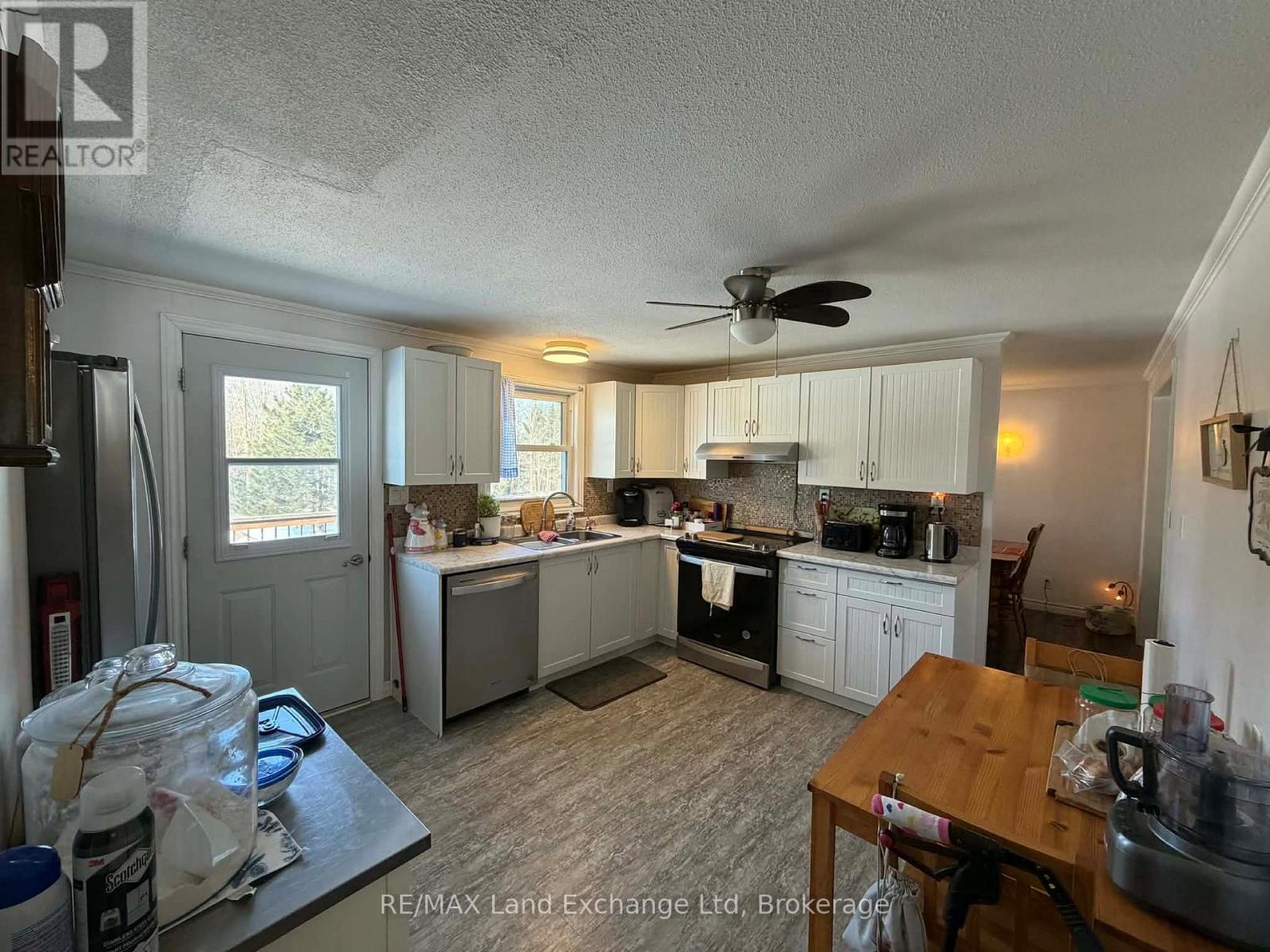 246 Diagonal Road, North Huron, Ontario  N0G 2W0 - Photo 5 - X13052206