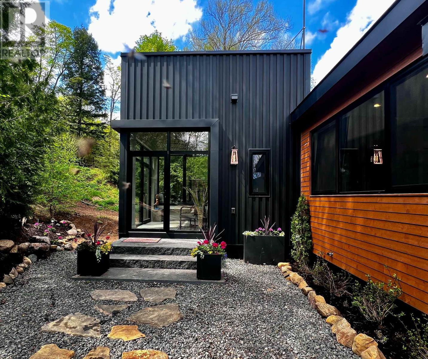 1311 S. Ril Lake Road, Lake Of Bays, Ontario  P0B 1A0 - Photo 4 - X13052448