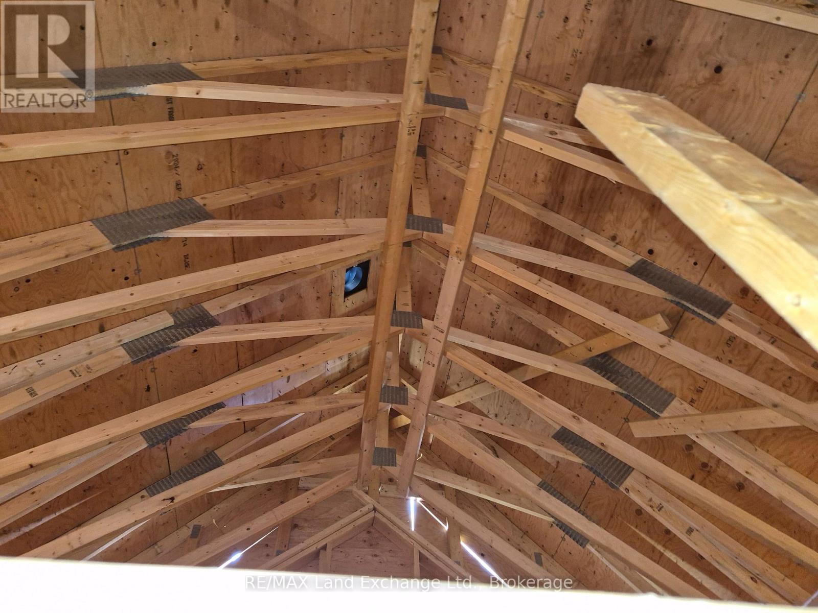 6 Malcolm Street, Huron-Kinloss, Ontario  N0G 2R0 - Photo 6 - X13052578