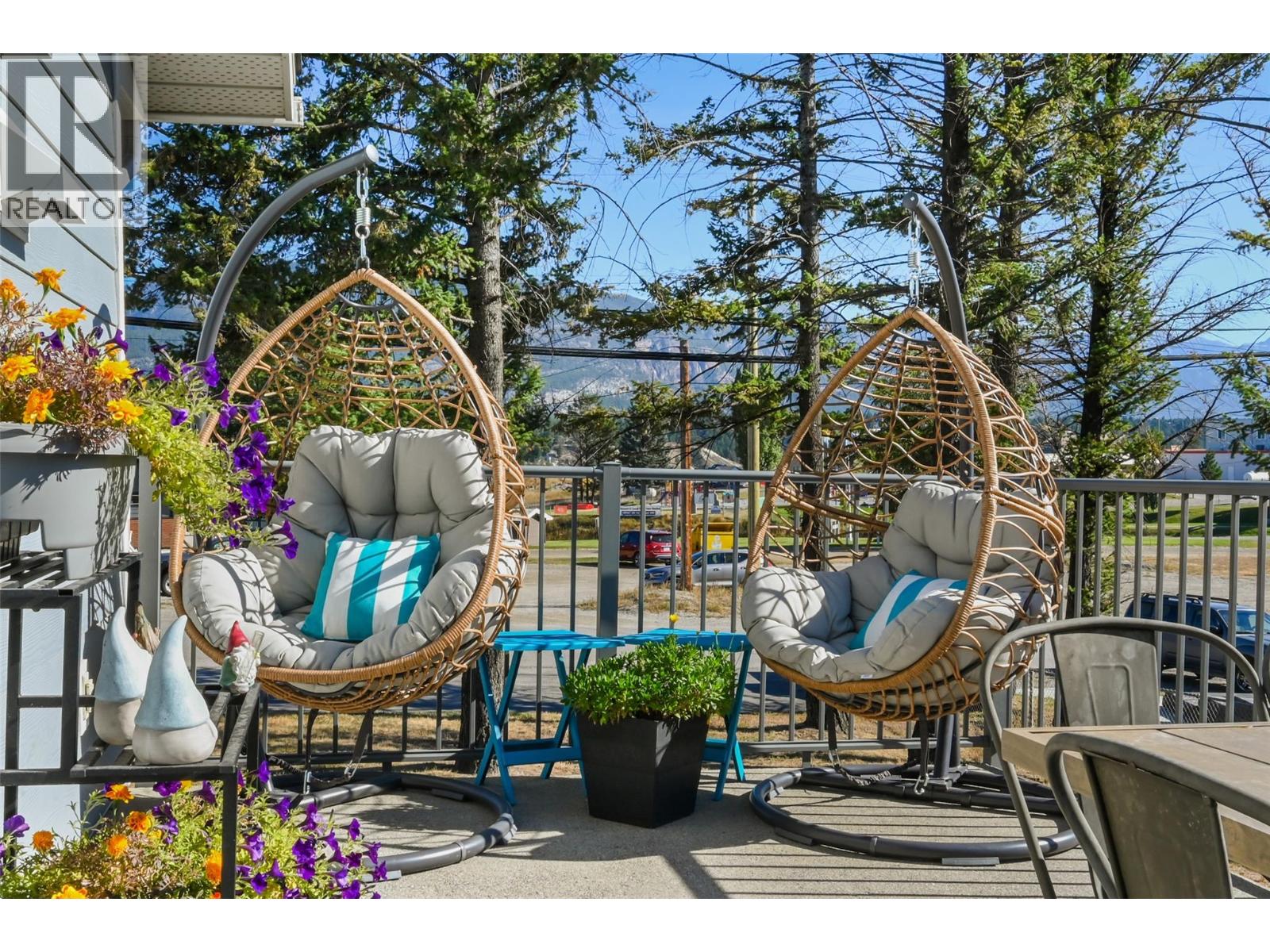 208 7th Avenue, Invermere, British Columbia  V0A 1K4 - Photo 35 - 10385124