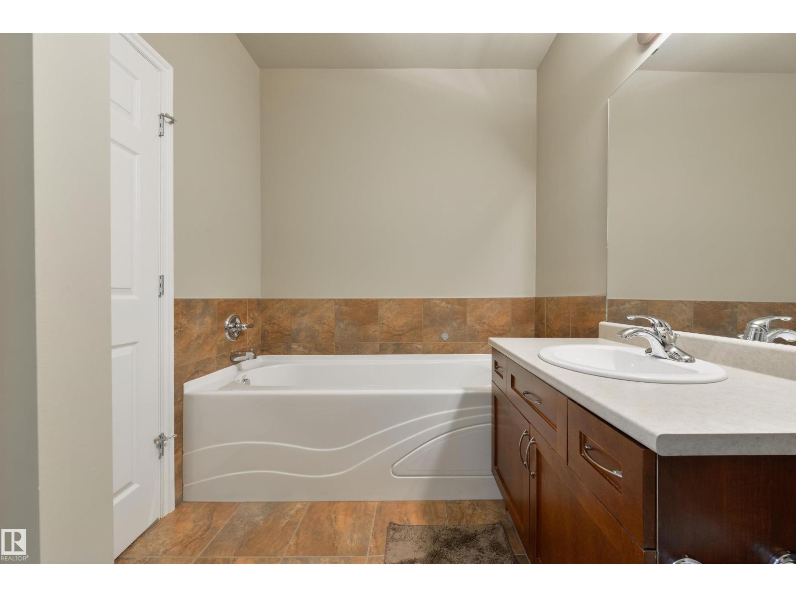 3 9026 Jasper Ave Av Nw, Edmonton, Alberta  T5H 3S8 - Photo 31 - E4484455