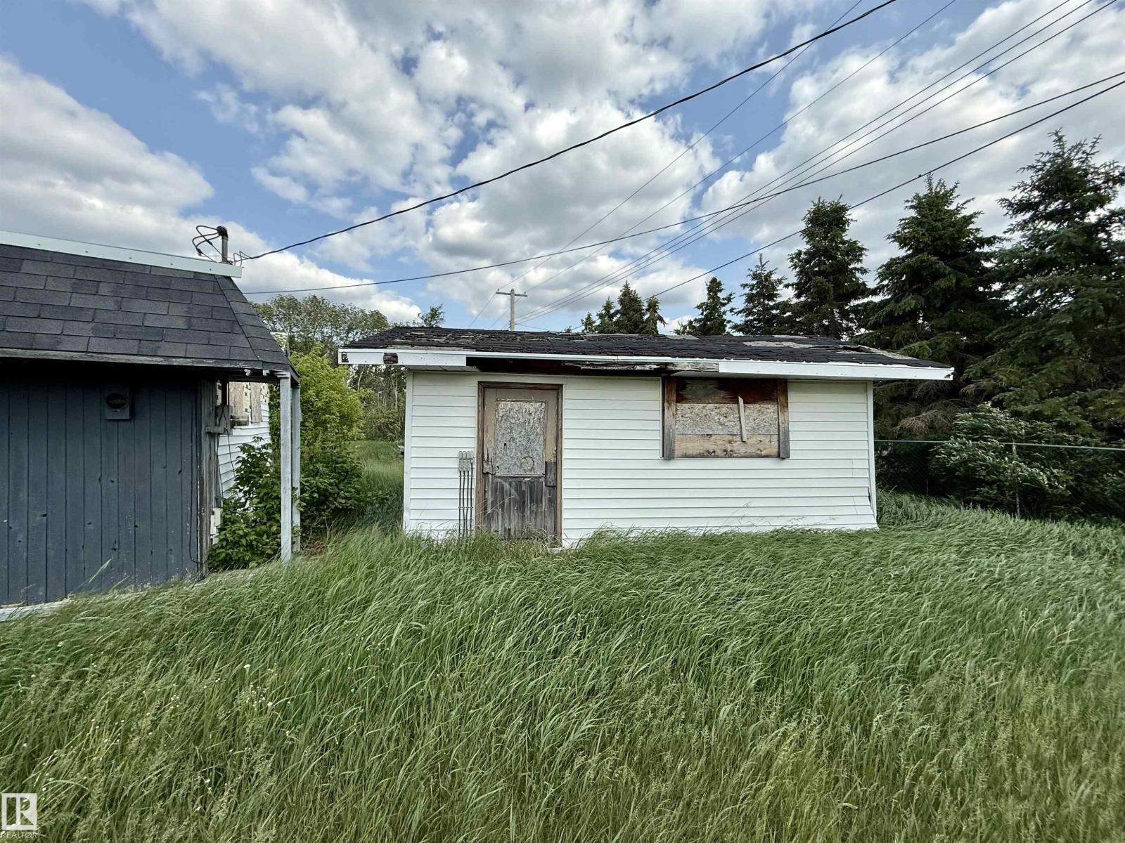 4913 & 4909 49 Av, Glendon, Alberta  T0A 1P0 - Photo 10 - E4484456