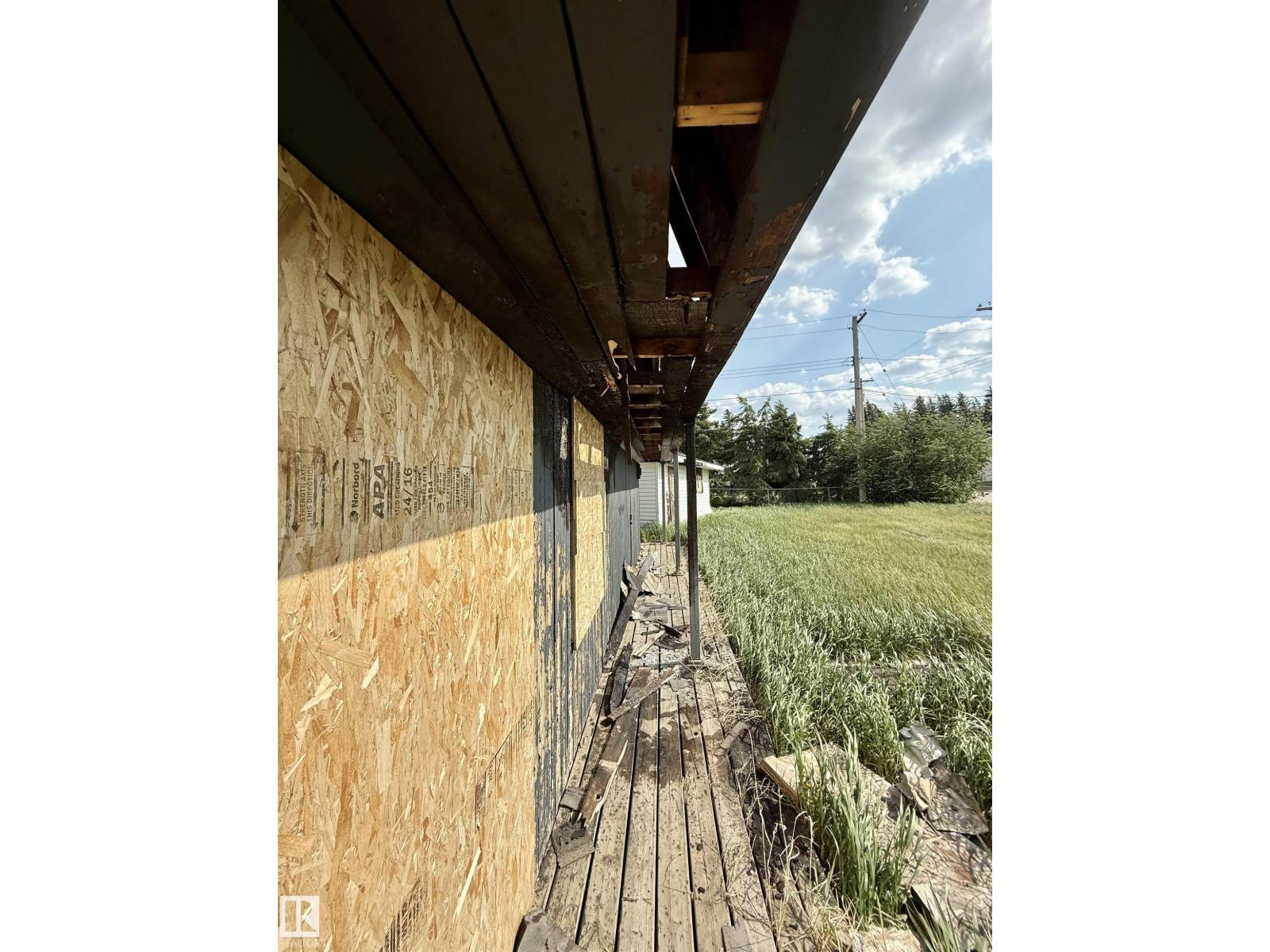 4913 & 4909 49 Av, Glendon, Alberta  T0A 1P0 - Photo 3 - E4484456