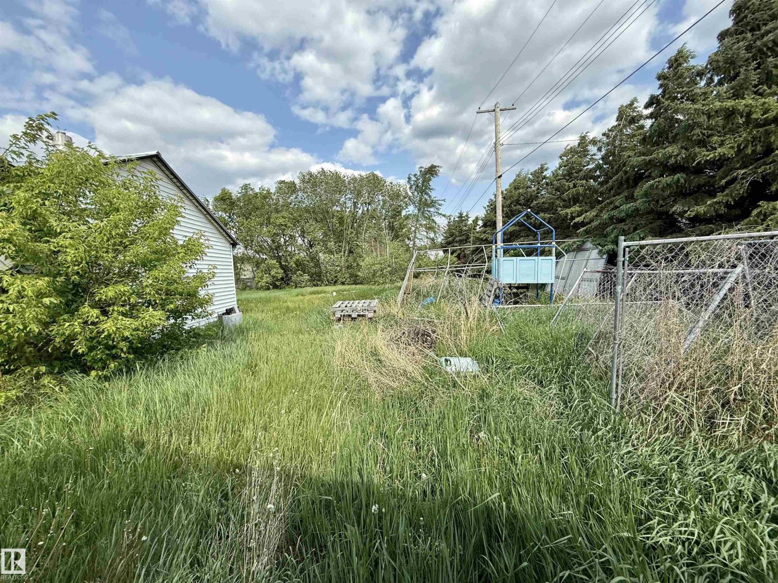 4913 & 4909 49 Av, Glendon, Alberta  T0A 1P0 - Photo 9 - E4484456