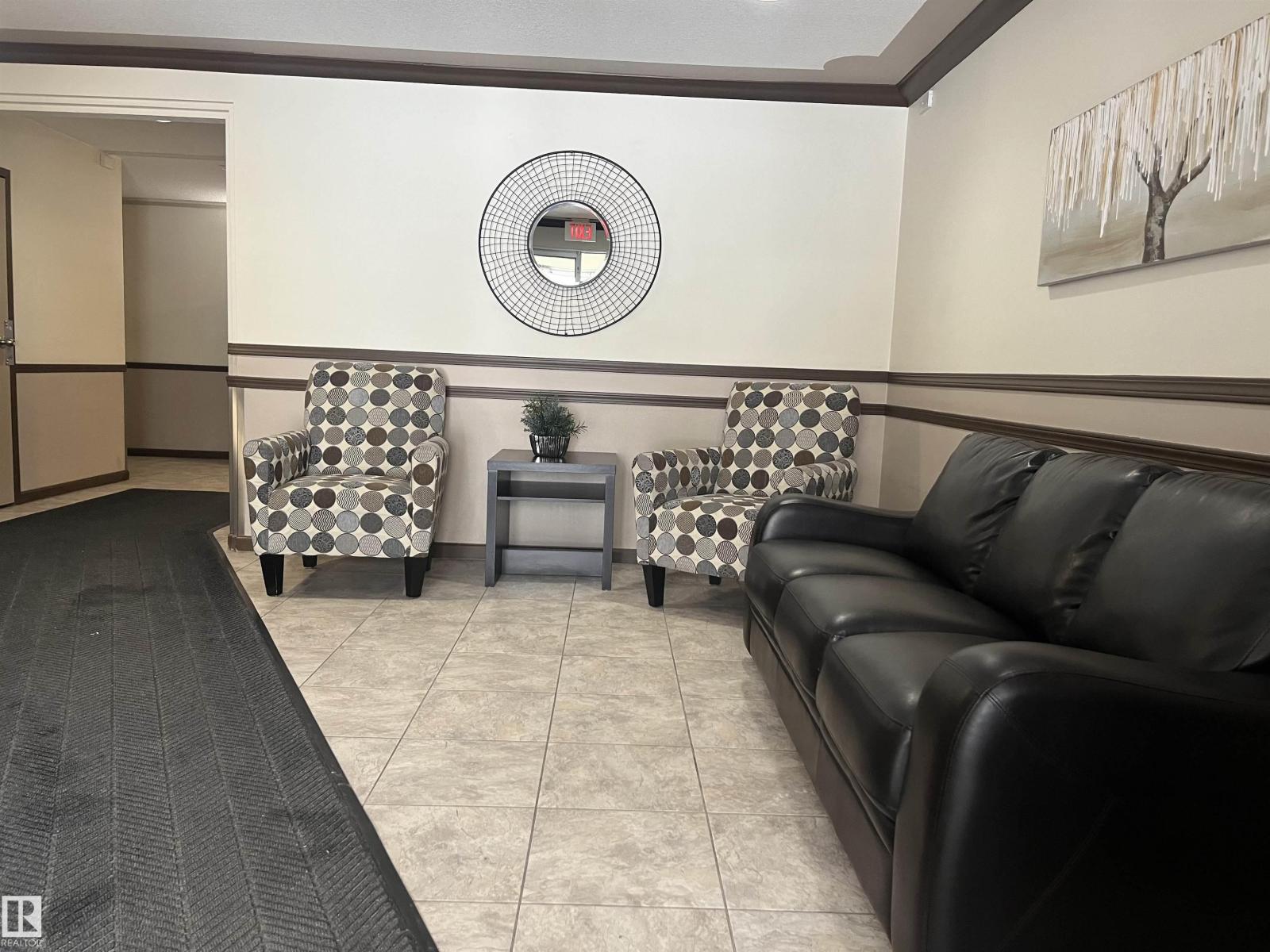 #302 17467 98a Av Nw, Edmonton, Alberta  T5T 6E9 - Photo 4 - E4484457