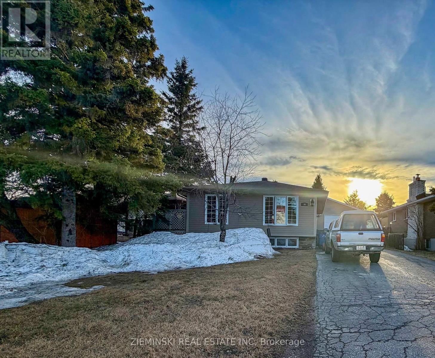 39 SYBIL AVE AVENUE, Cochrane, Ontario