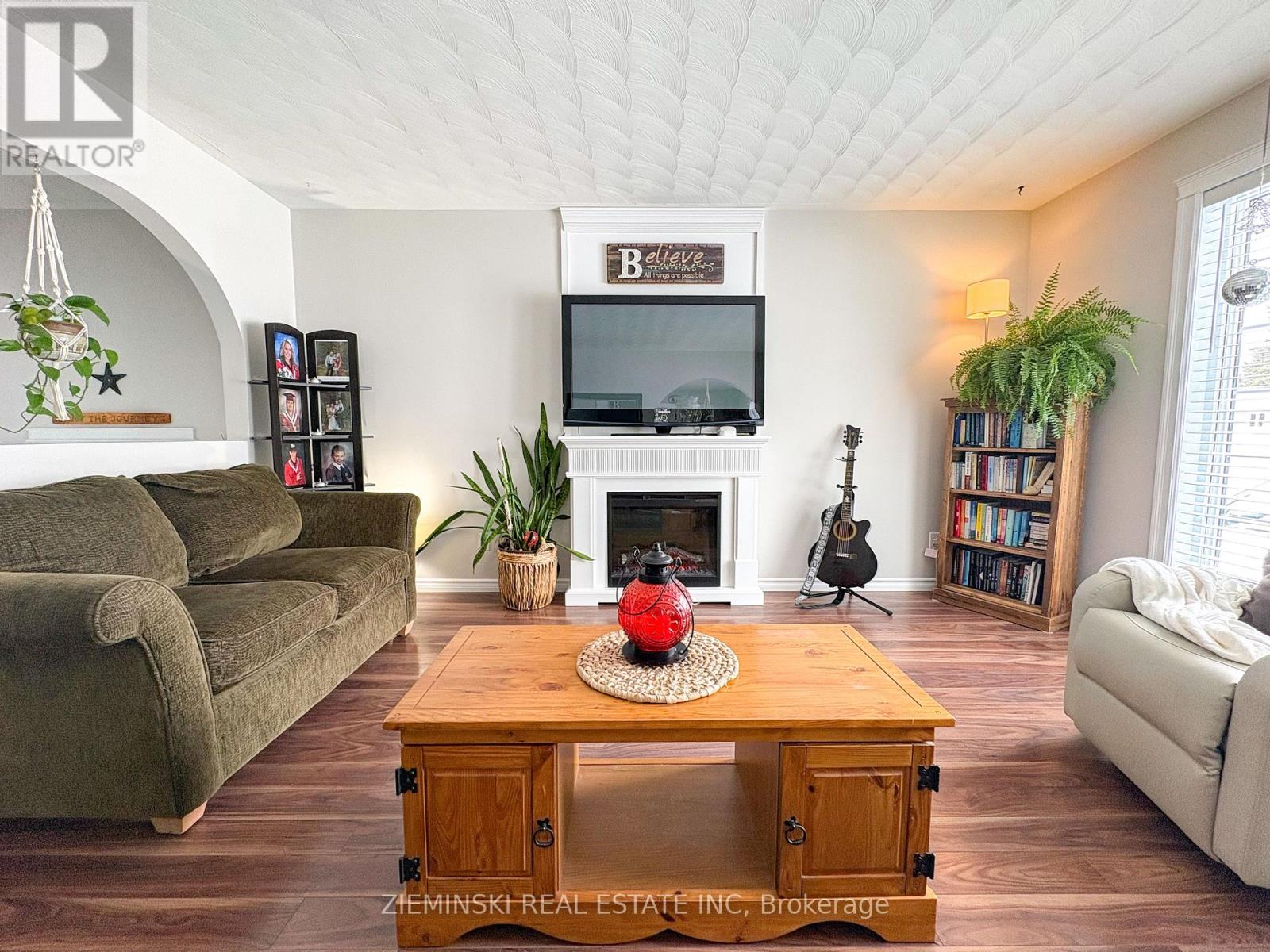 39 Sybil Avenue, Cochrane, Ontario  P0L 1C0 - Photo 5 - T13052526