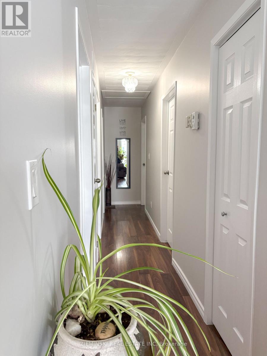 39 Sybil Avenue, Cochrane, Ontario  P0L 1C0 - Photo 7 - T13052526