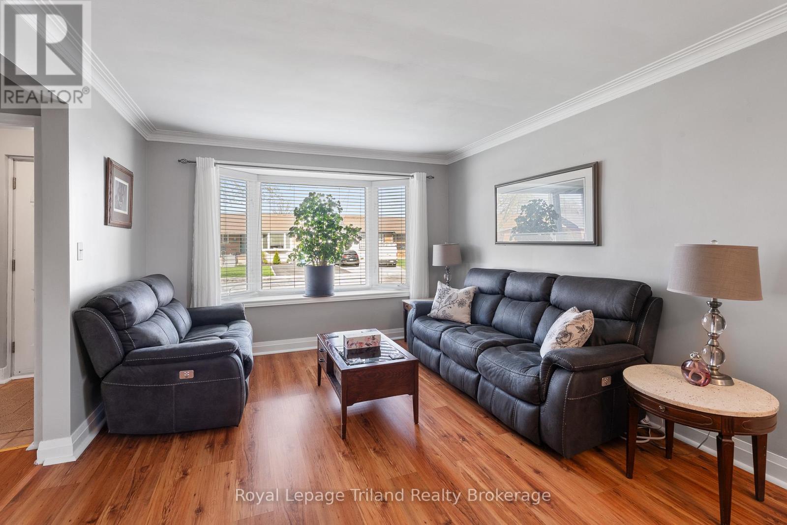 91 Wise Crescent, Hamilton, Ontario  L8T 2L7 - Photo 5 - X13052242