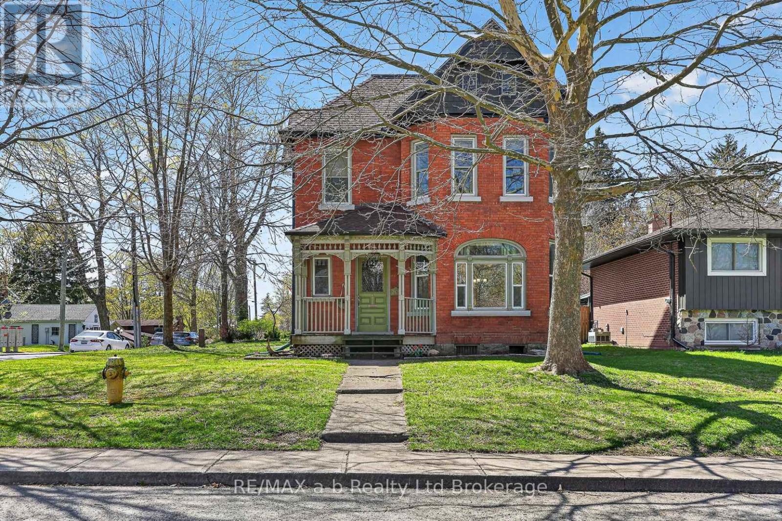 269 Graham Street, Woodstock, Ontario  N4S 6K8 - Photo 2 - X13052294