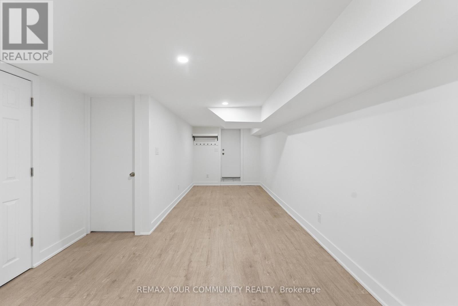 172 Times Road, Toronto, Ontario  M6B 3M6 - Photo 25 - W12780396