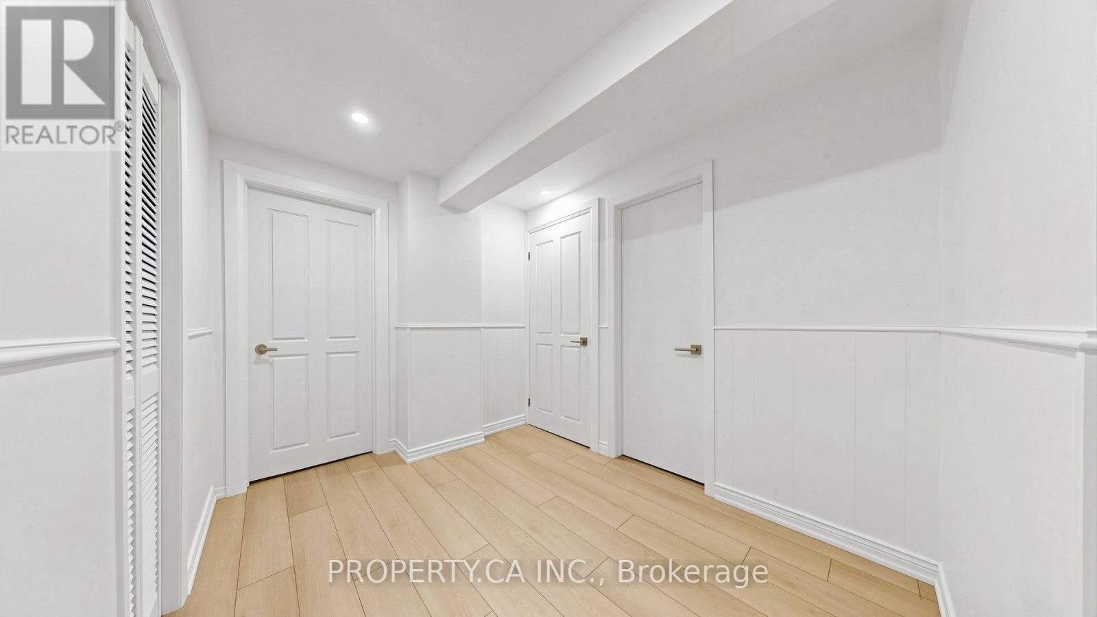 1469 Brentano Boulevard, Mississauga, Ontario  L4X 1A2 - Photo 16 - W13050182