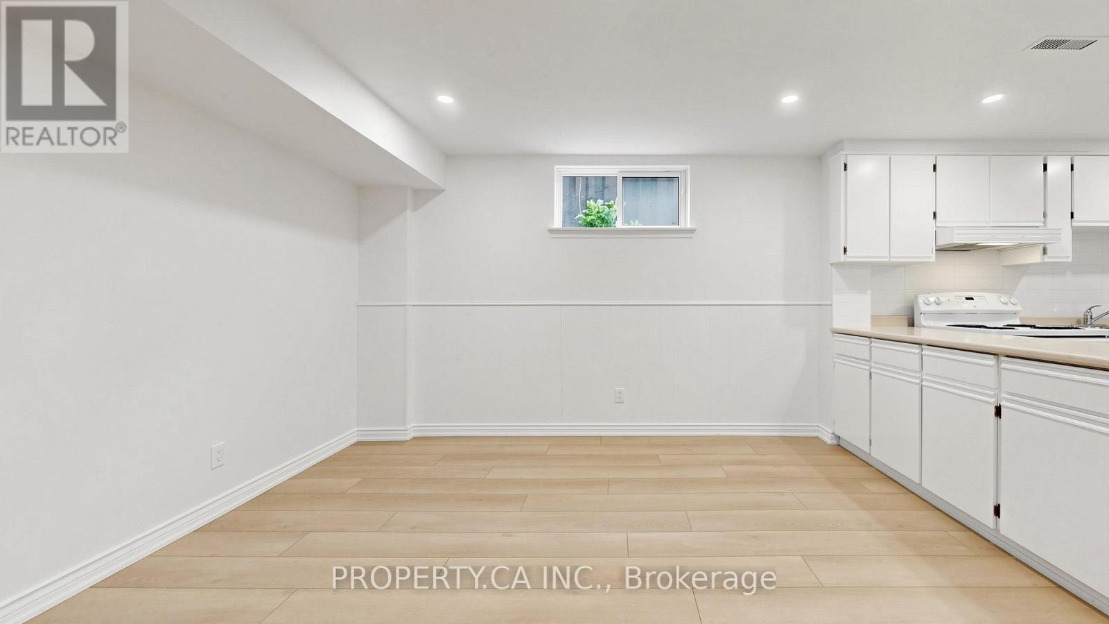 1469 Brentano Boulevard, Mississauga, Ontario  L4X 1A2 - Photo 31 - W13050182