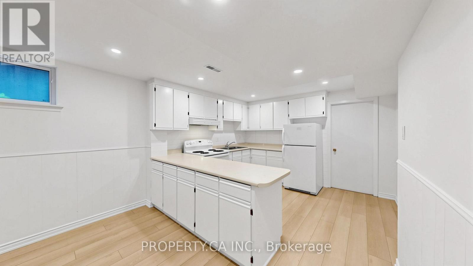 1469 Brentano Boulevard, Mississauga, Ontario  L4X 1A2 - Photo 39 - W13050182