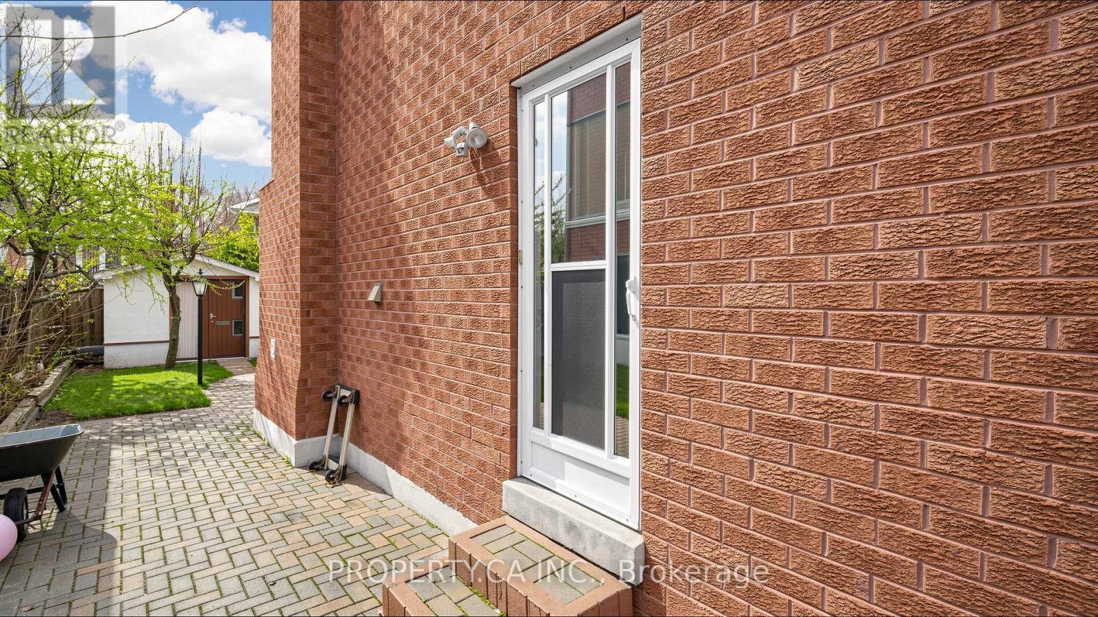 1469 Brentano Boulevard, Mississauga, Ontario  L4X 1A2 - Photo 6 - W13050182