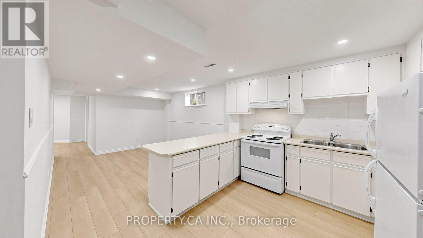 1469 Brentano Boulevard, Mississauga, Ontario  L4X 1A2 - Photo 37 - W13050182