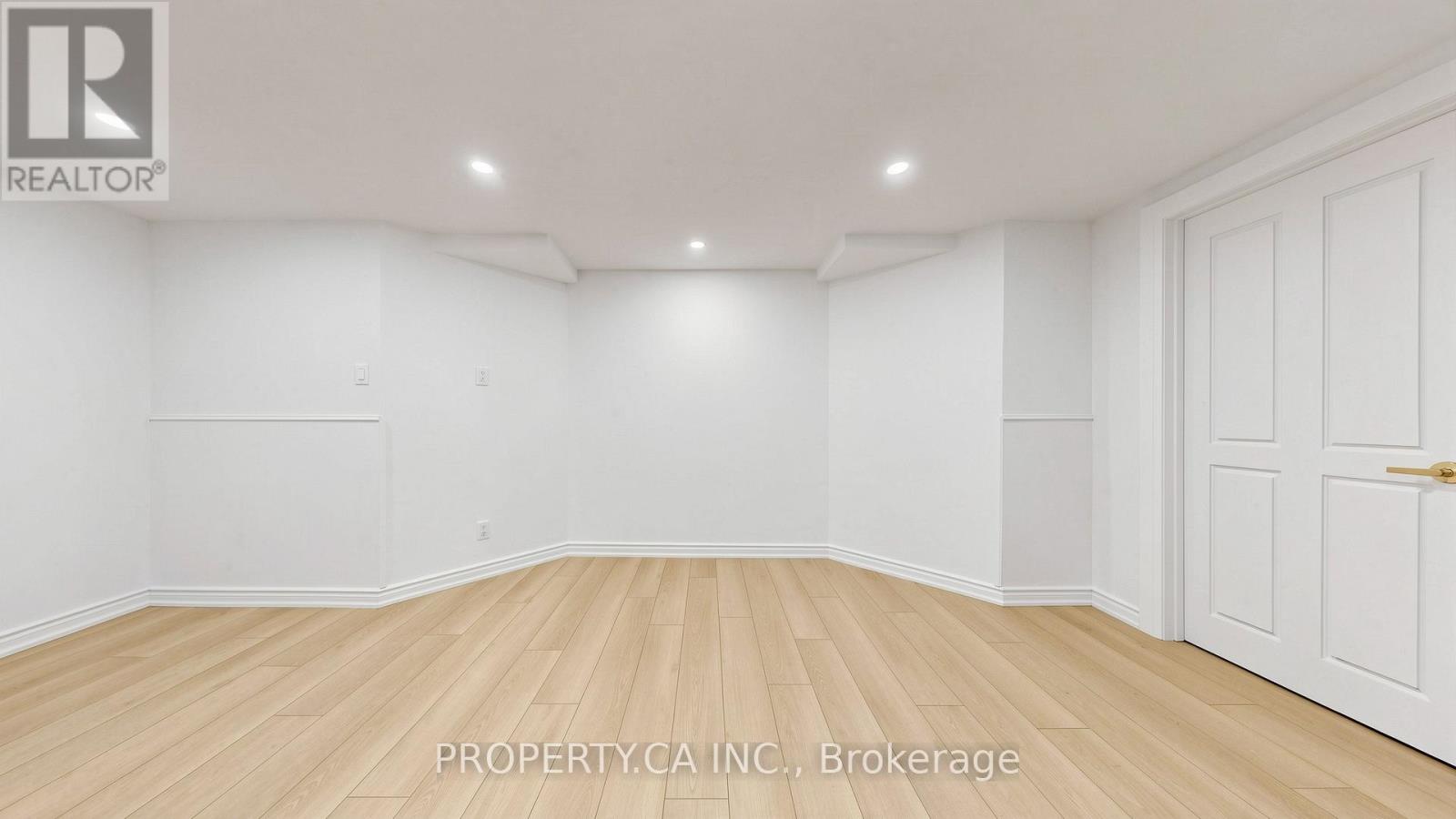 1469 Brentano Boulevard, Mississauga, Ontario  L4X 1A2 - Photo 41 - W13050182