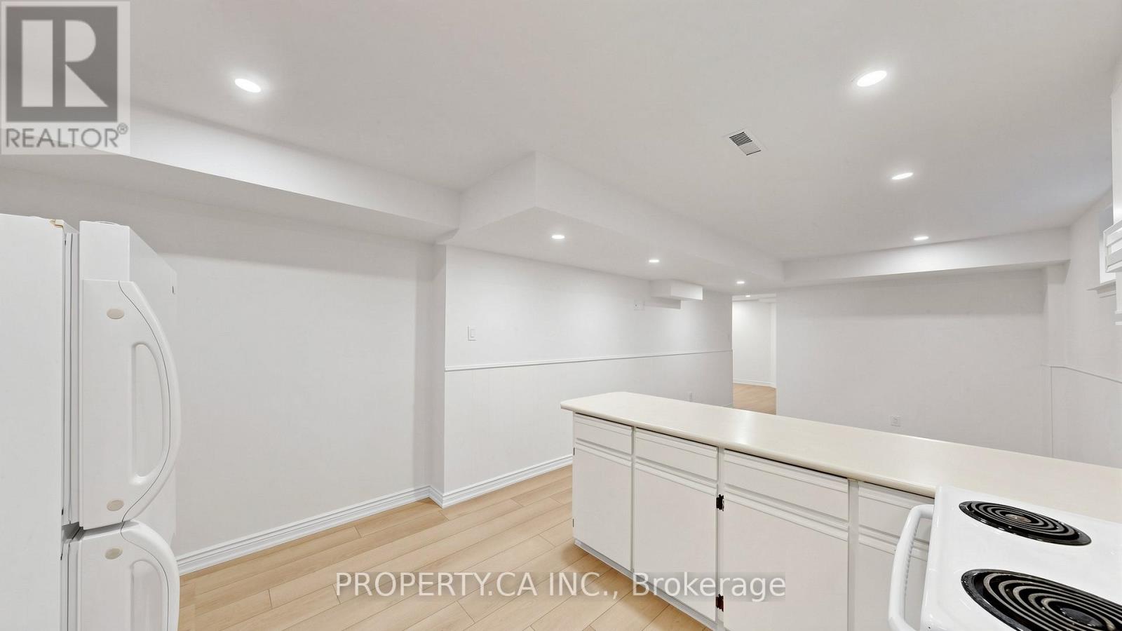 1469 Brentano Boulevard, Mississauga, Ontario  L4X 1A2 - Photo 34 - W13050182