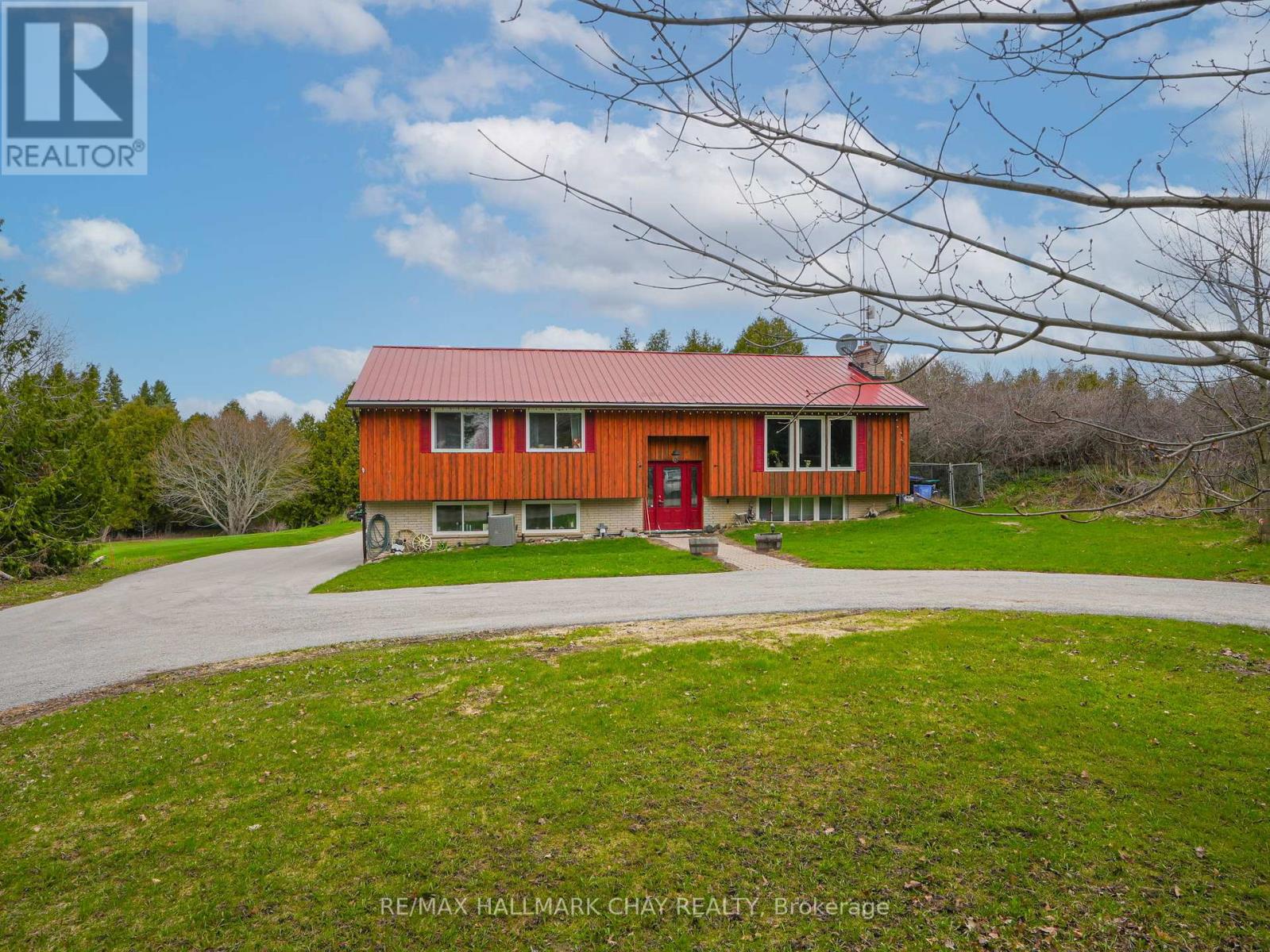 4684 10th Side Road, Essa, Ontario  L0L 2N0 - Photo 3 - N12756070
