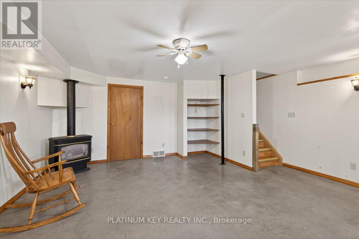 2300 Egremont Drive, Adelaide Metcalfe, Ontario  N7G 3H6 - Photo 23 - X13051422