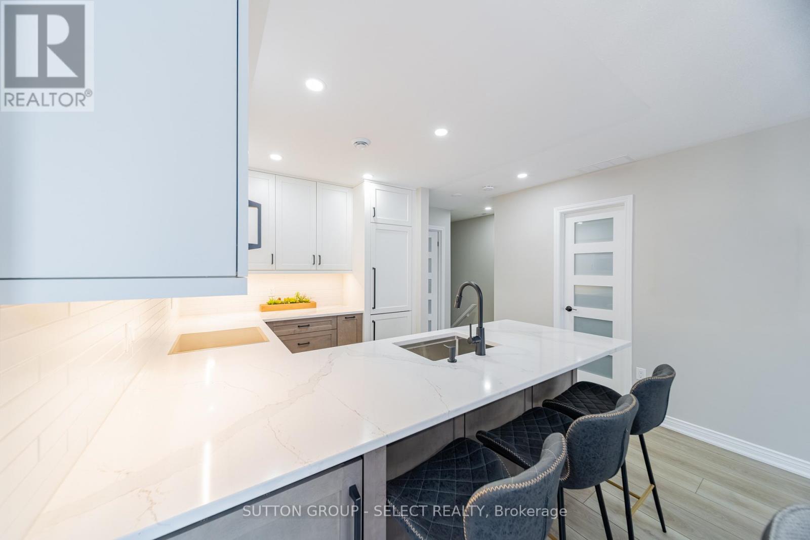 24 - 48 Ontario Street S, Lambton Shores, Ontario  N0M 1T0 - Photo 11 - X13051832