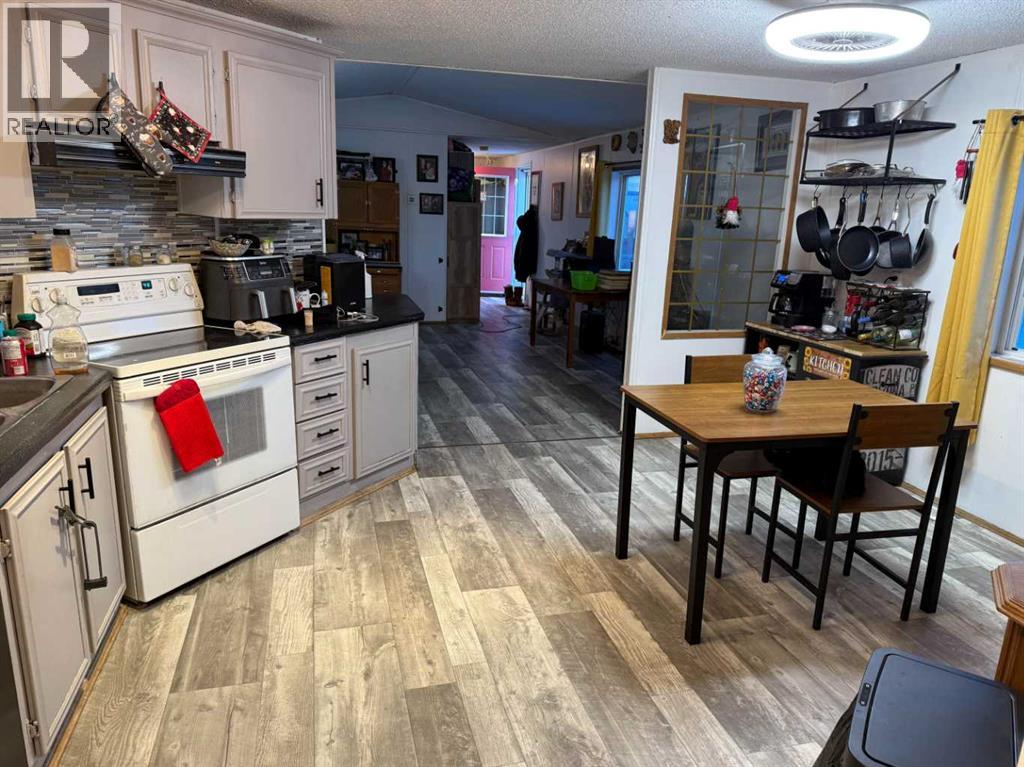 10 Auttreaux Drive, Whitecourt, Alberta  T7S 1C8 - Photo 7 - A2278990