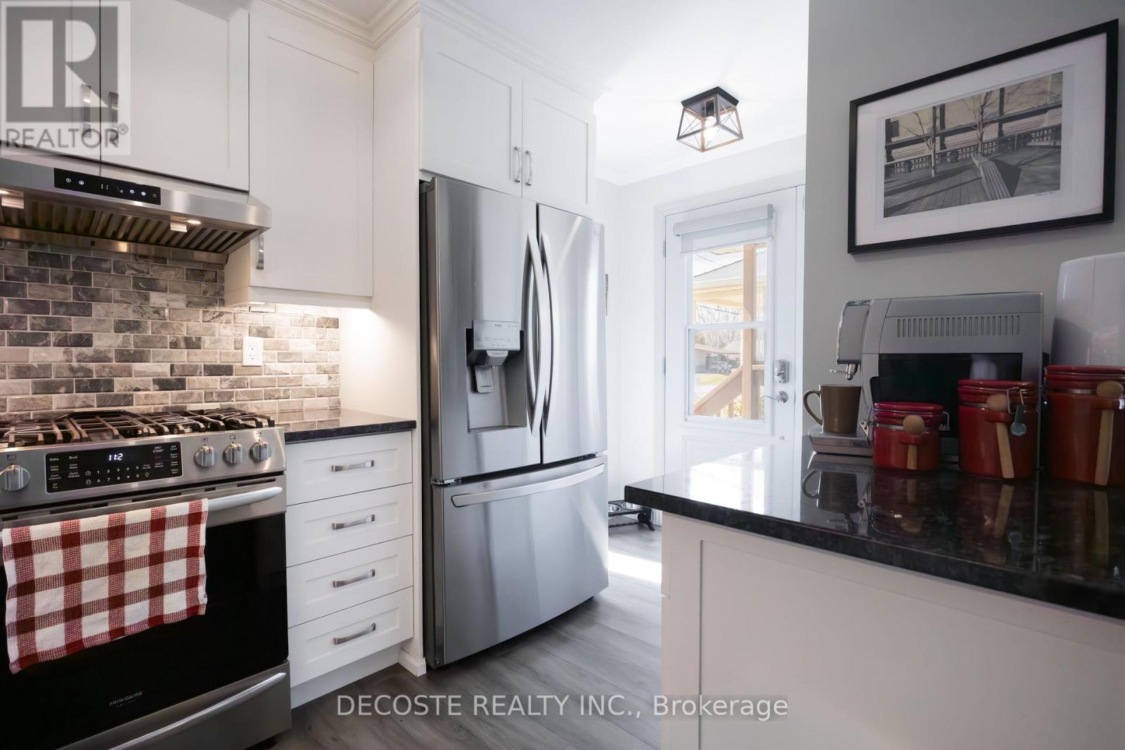 29 Kincardine Street W, North Glengarry, Ontario  K0C 1A0 - Photo 7 - X13052350