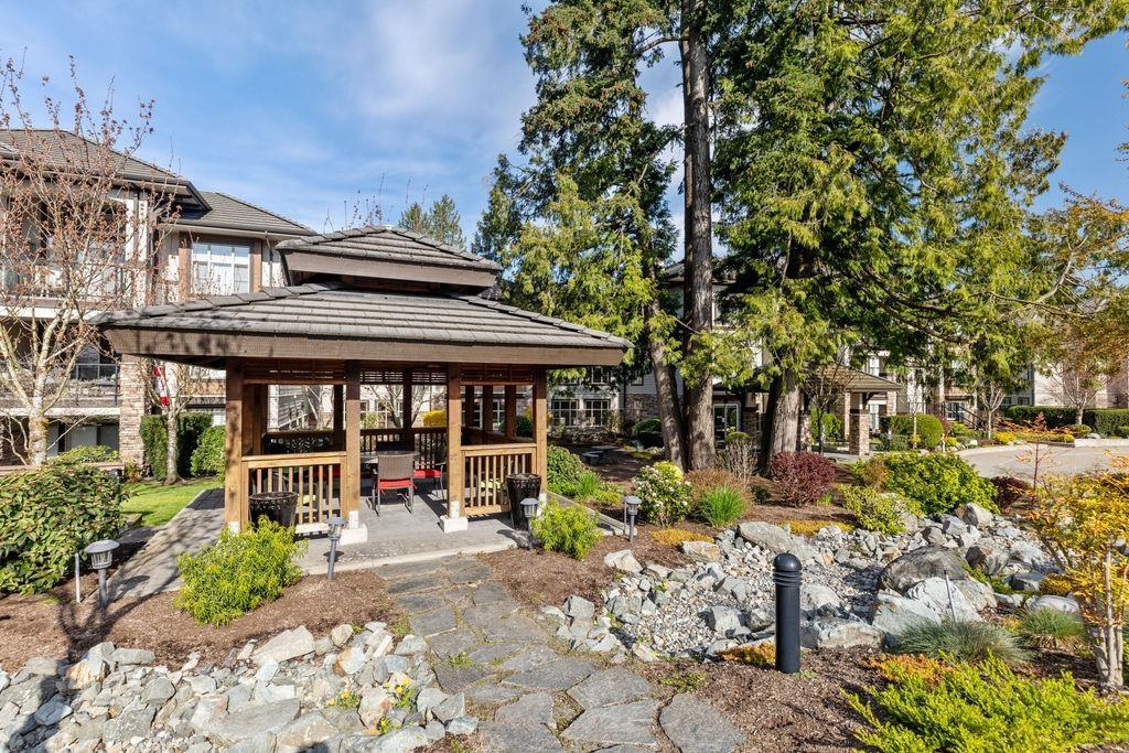 304 15155 36 Avenue, Surrey, British Columbia  V3Z 4R3 - Photo 2 - R3115936