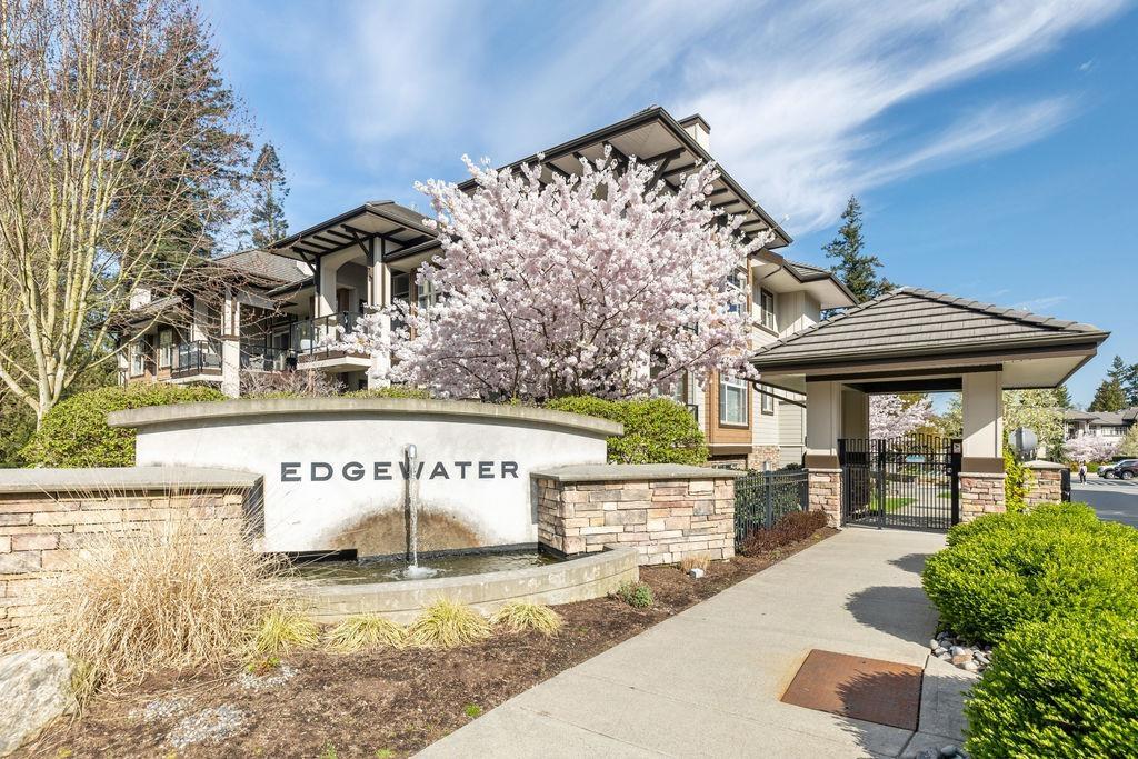 304 15155 36 AVENUE, Surrey, British Columbia