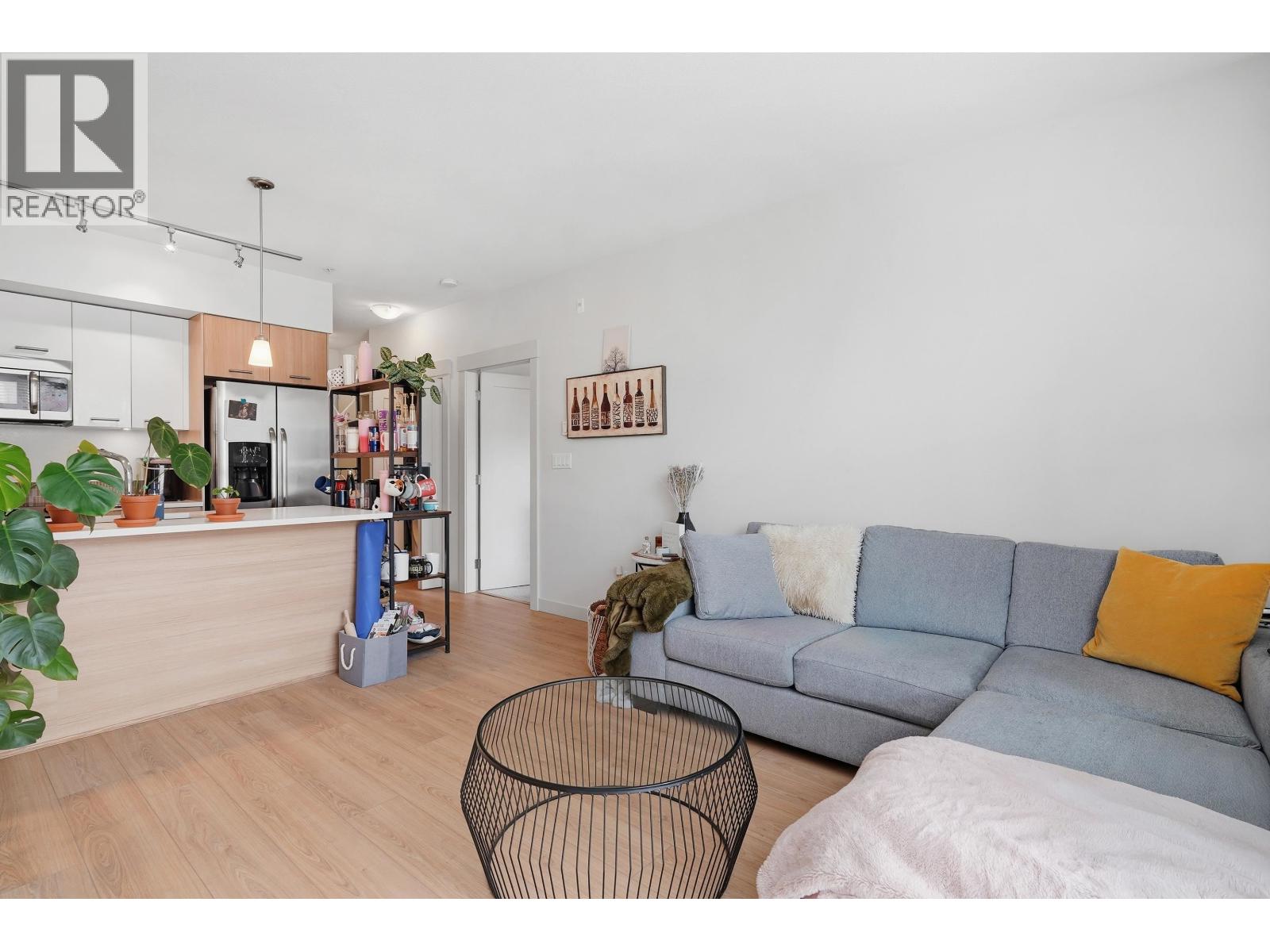 304 2214 Kelly Avenue, Port Coquitlam, British Columbia  V3C 3E5 - Photo 4 - R3115903