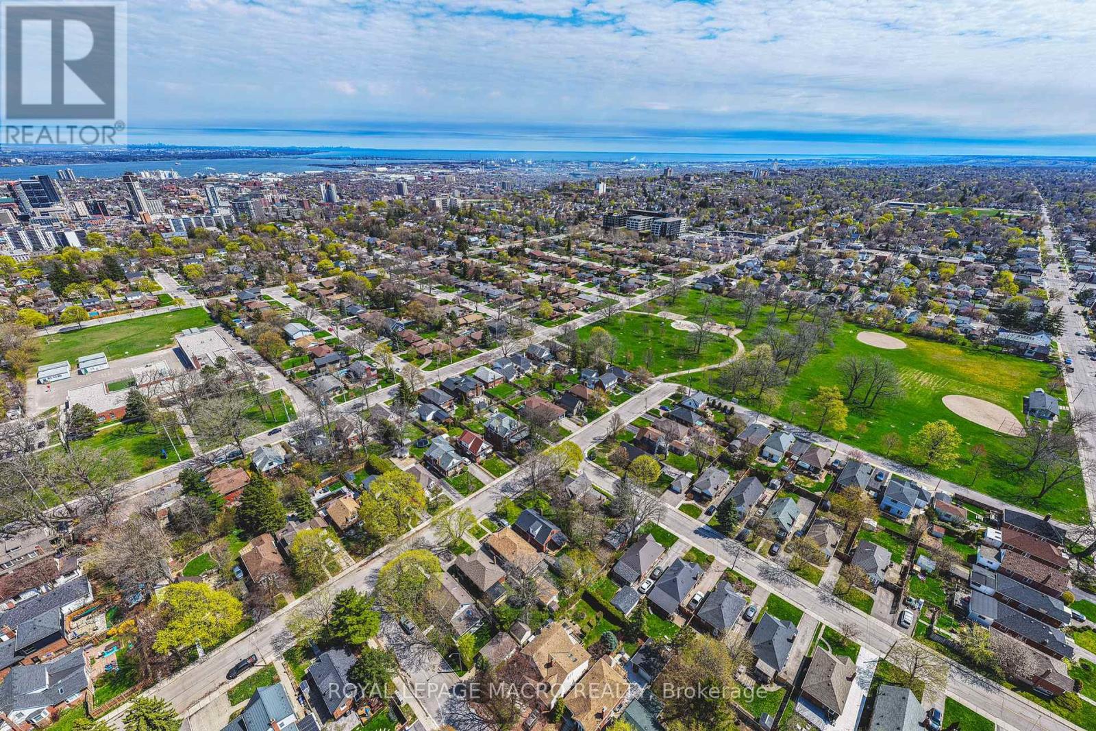 103 Empress Avenue, Hamilton, Ontario  L9A 1M5 - Photo 46 - X12853016