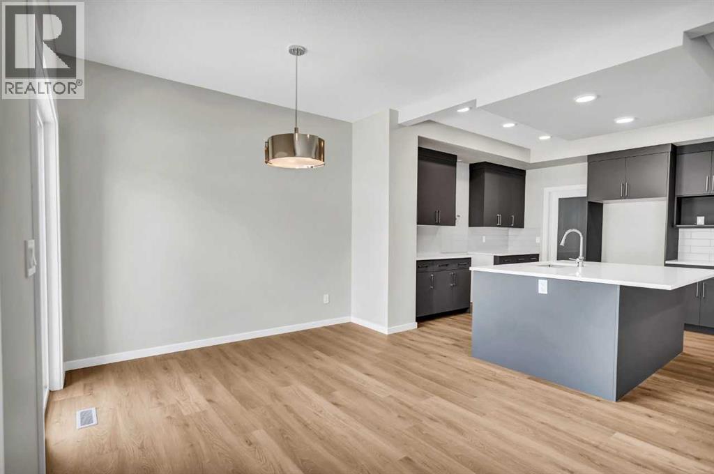 84 Linden Place, Rural Red Deer County, Alberta  T4E 3C4 - Photo 2 - A2304990