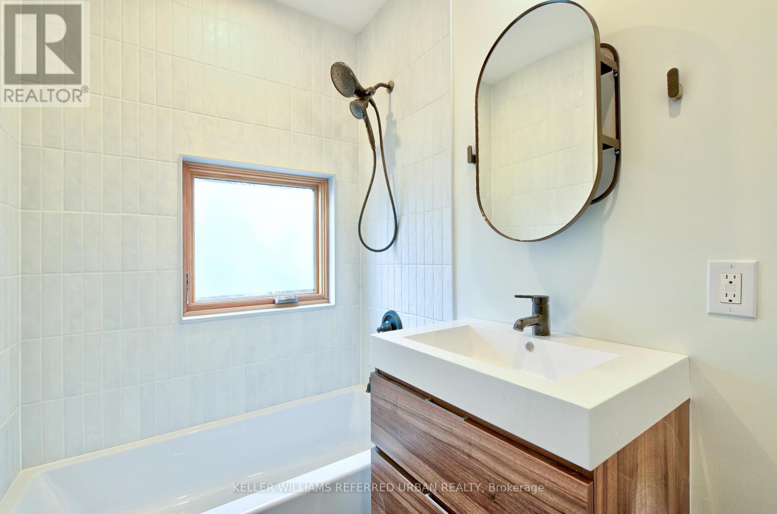 Laneway - 37 Margueretta Street, Toronto, Ontario  M6K 2P6 - Photo 15 - C13052250