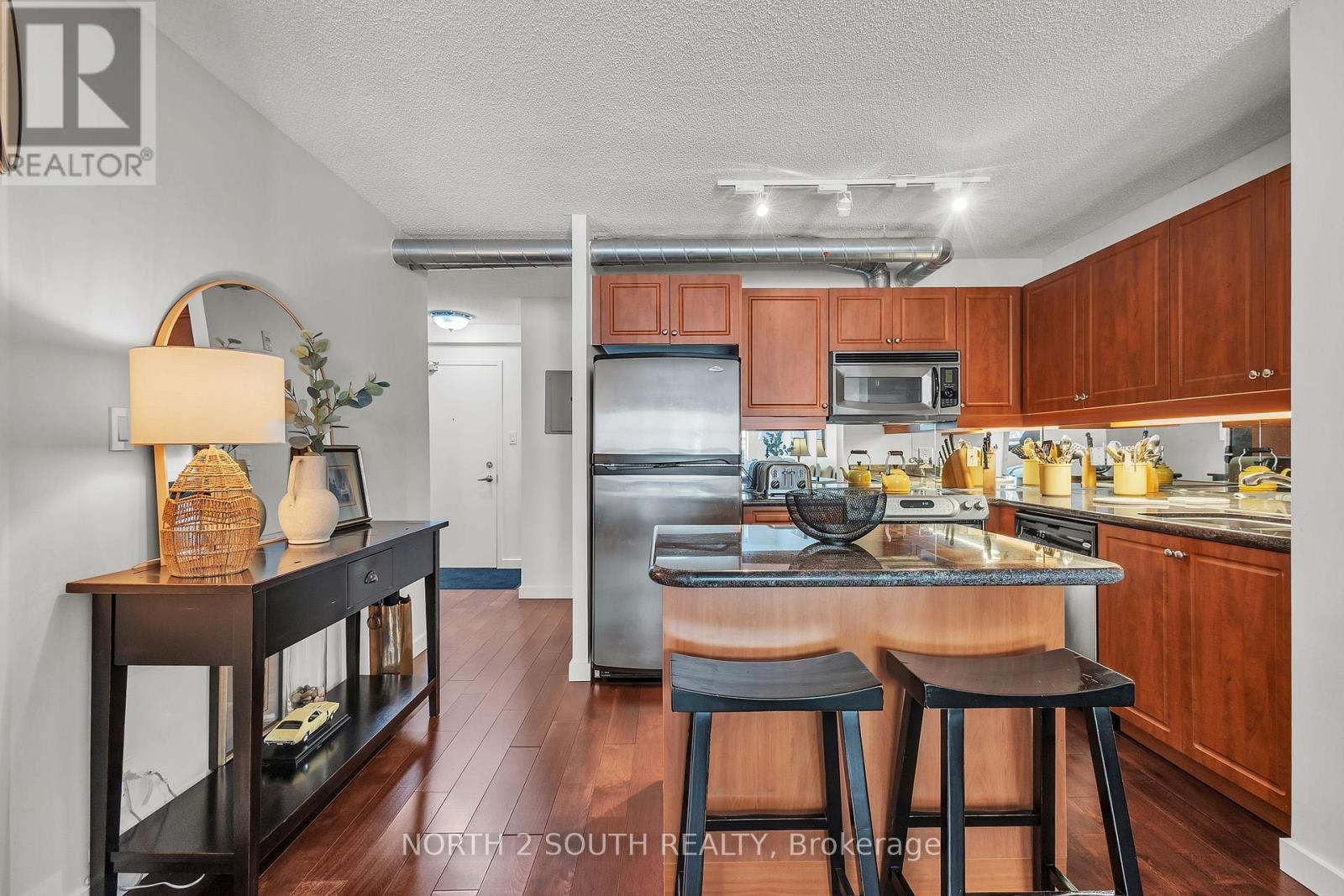 202 - 955 Queen Street W, Toronto, Ontario  M6J 3X5 - Photo 10 - C13052306