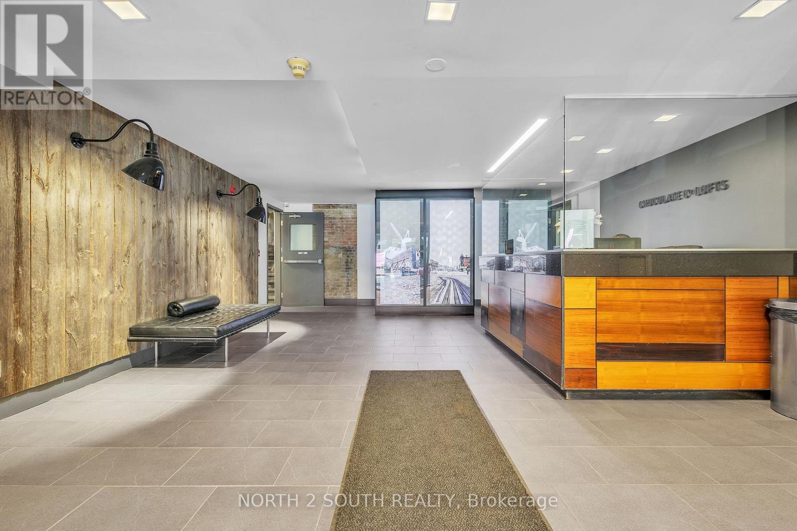 202 - 955 Queen Street W, Toronto, Ontario  M6J 3X5 - Photo 4 - C13052306