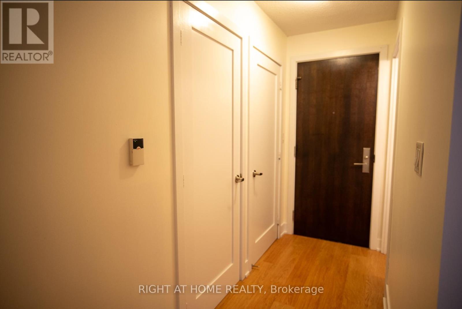 713 - 20 Blue Jays Way, Toronto, Ontario  M5V 3T3 - Photo 6 - C13052322