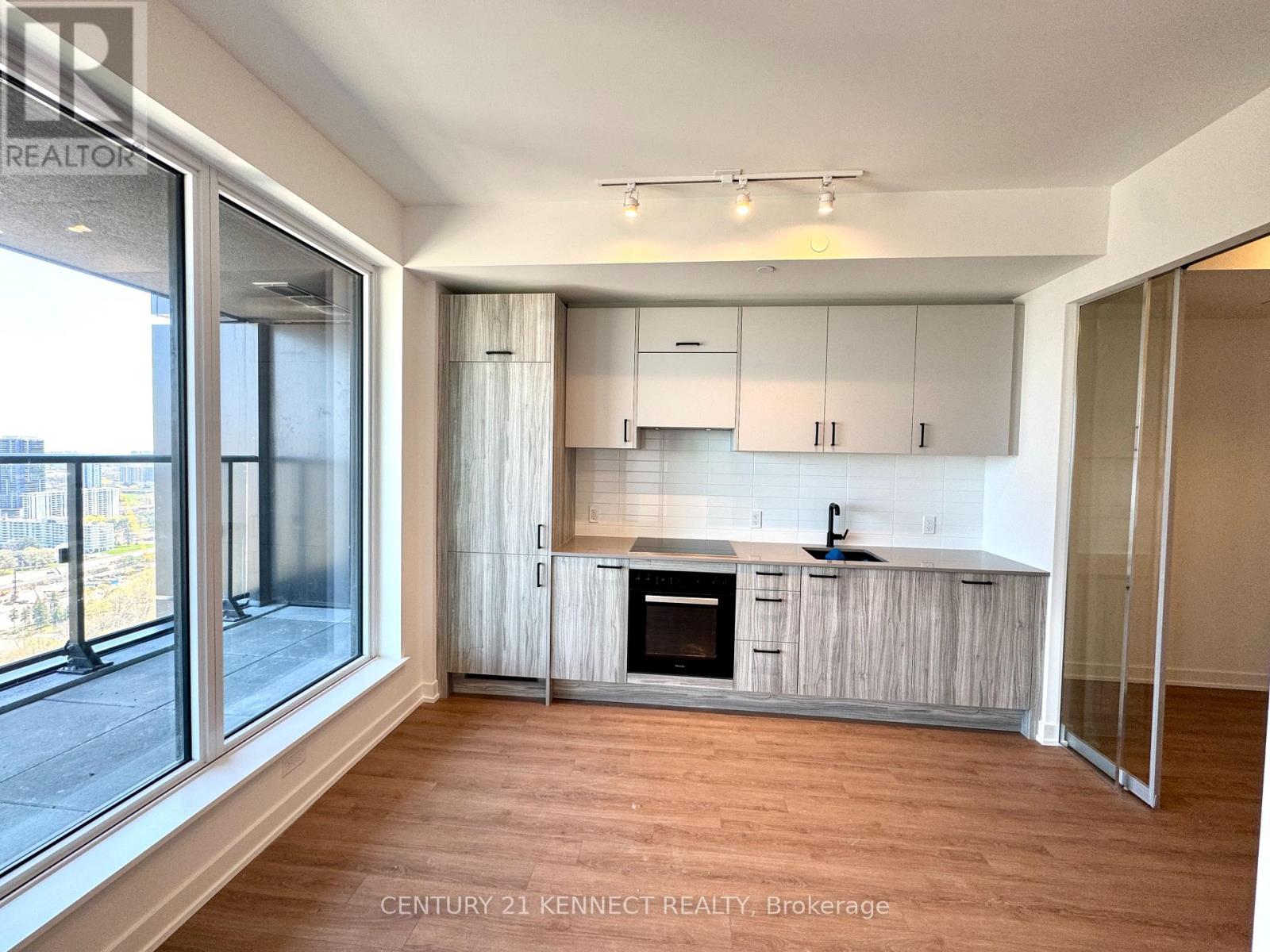 3401 - 1 Quarrington Lane, Toronto, Ontario  M3C 0S4 - Photo 1 - C13052400