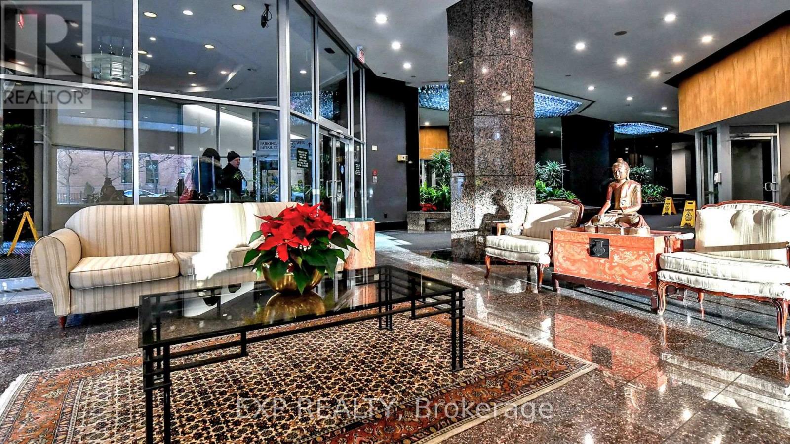 1005 - 38 Elm Street, Toronto, Ontario  M5G 2K5 - Photo 3 - C13052432