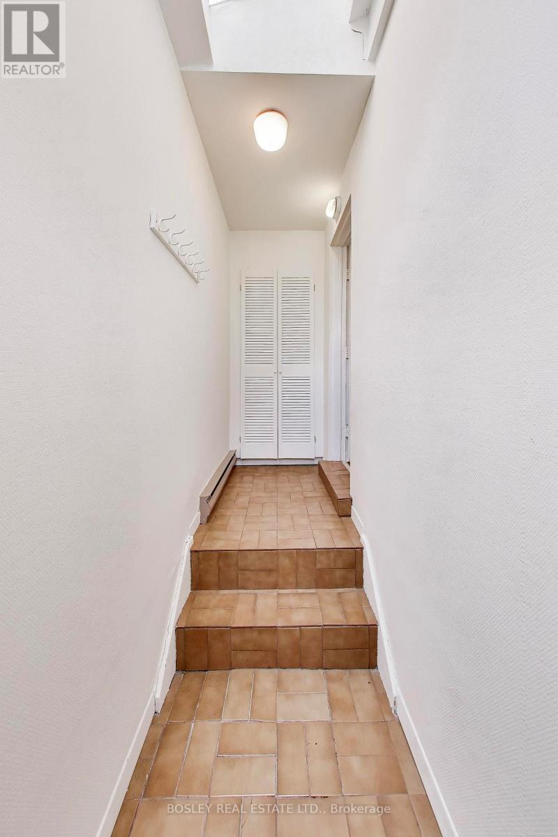 341 Cleveland Street, Toronto, Ontario  M4S 2X1 - Photo 4 - C13052446