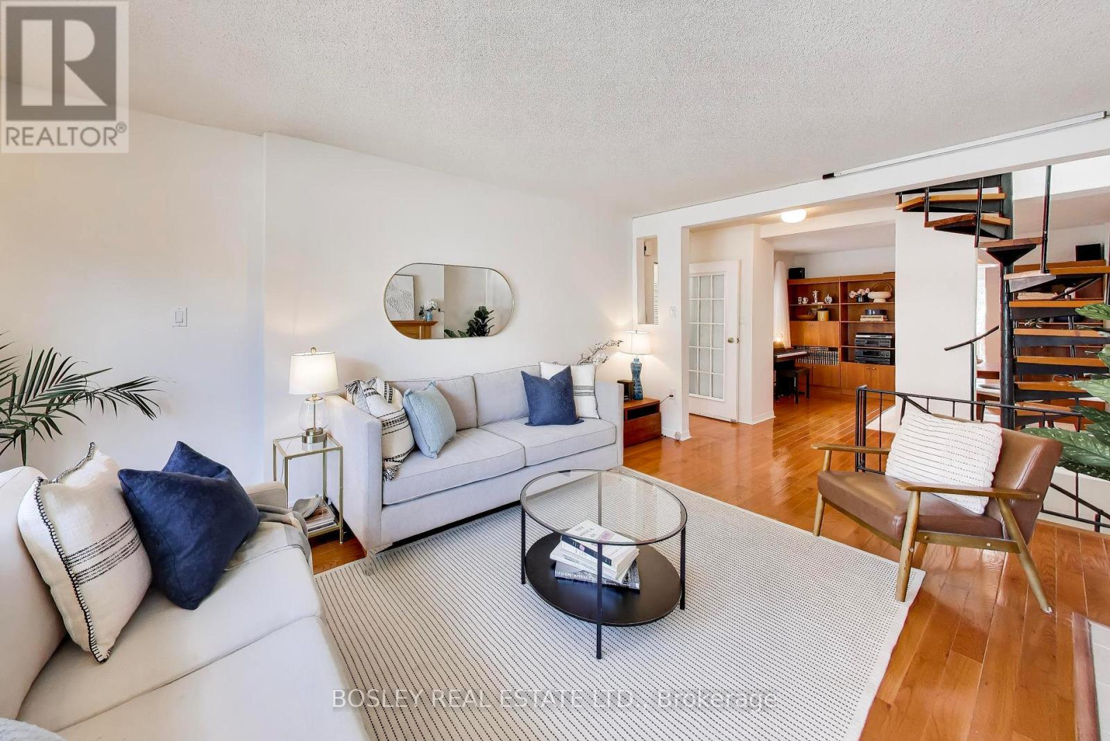 341 Cleveland Street, Toronto, Ontario  M4S 2X1 - Photo 8 - C13052446