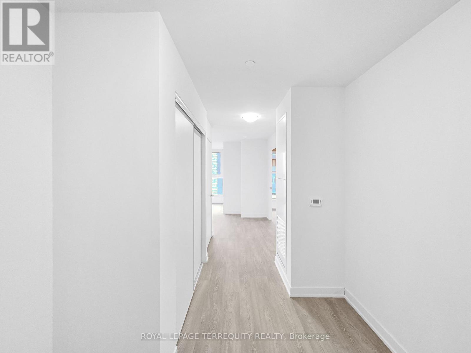 3205 - 1 Quarrington Lane, Toronto, Ontario  M3C 0S4 - Photo 10 - C13052468