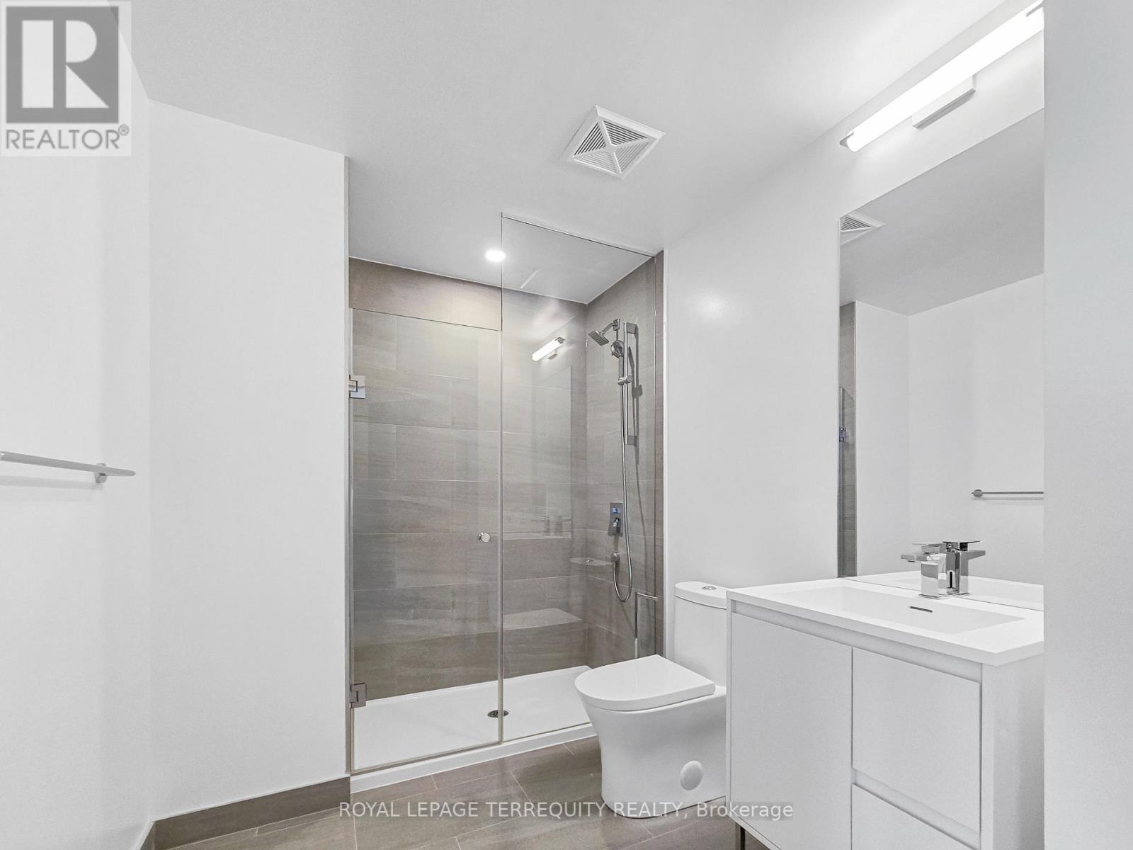 3205 - 1 Quarrington Lane, Toronto, Ontario  M3C 0S4 - Photo 11 - C13052468