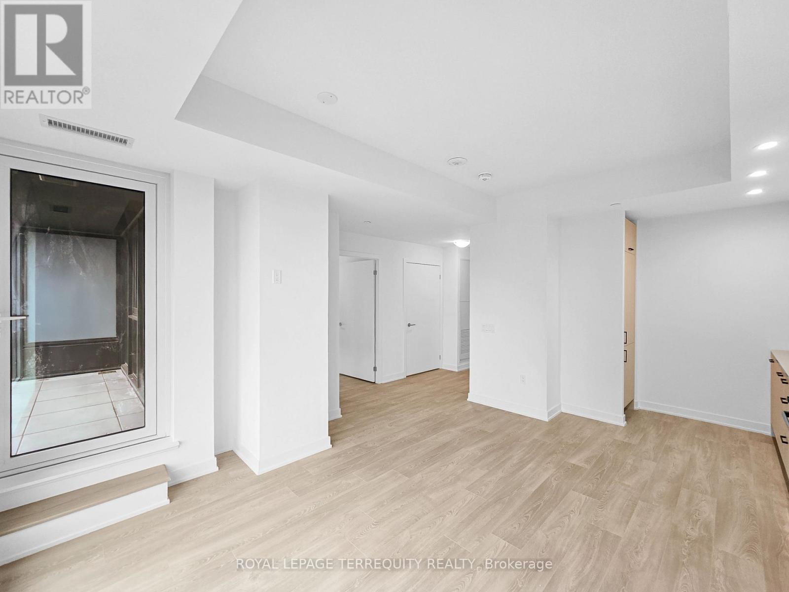 3205 - 1 Quarrington Lane, Toronto, Ontario  M3C 0S4 - Photo 22 - C13052468