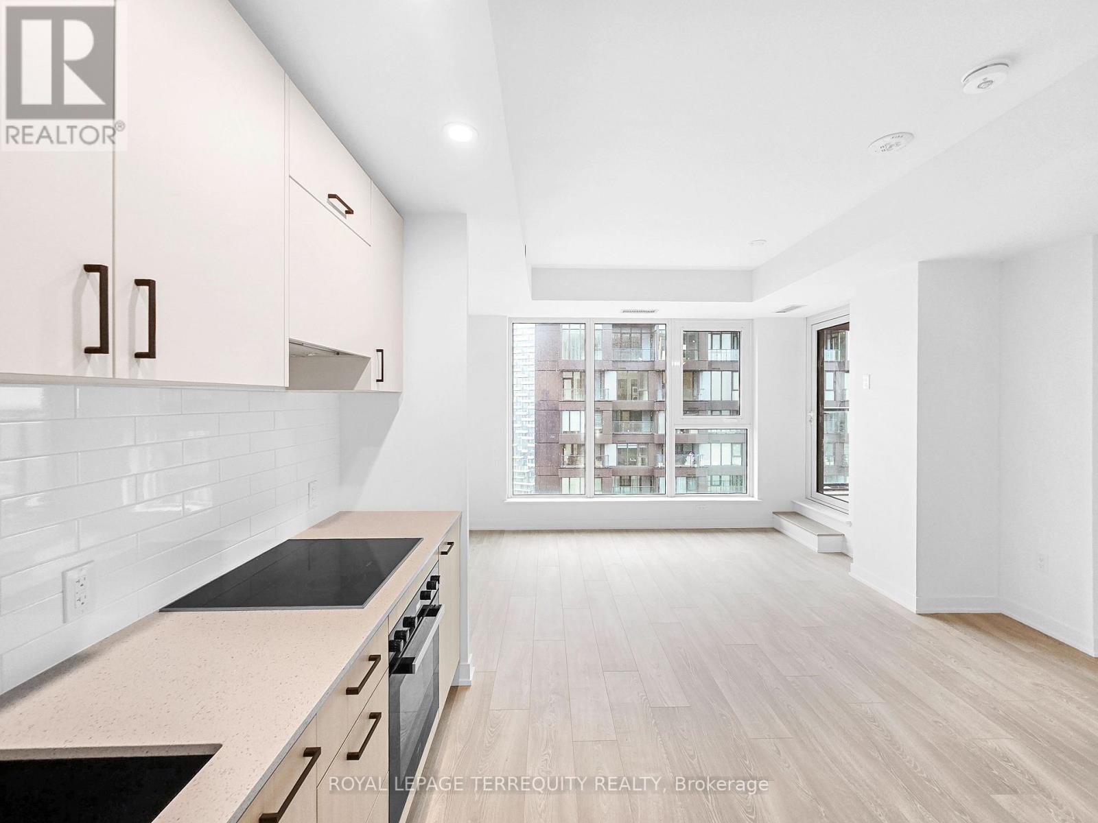 3205 - 1 Quarrington Lane, Toronto, Ontario  M3C 0S4 - Photo 25 - C13052468