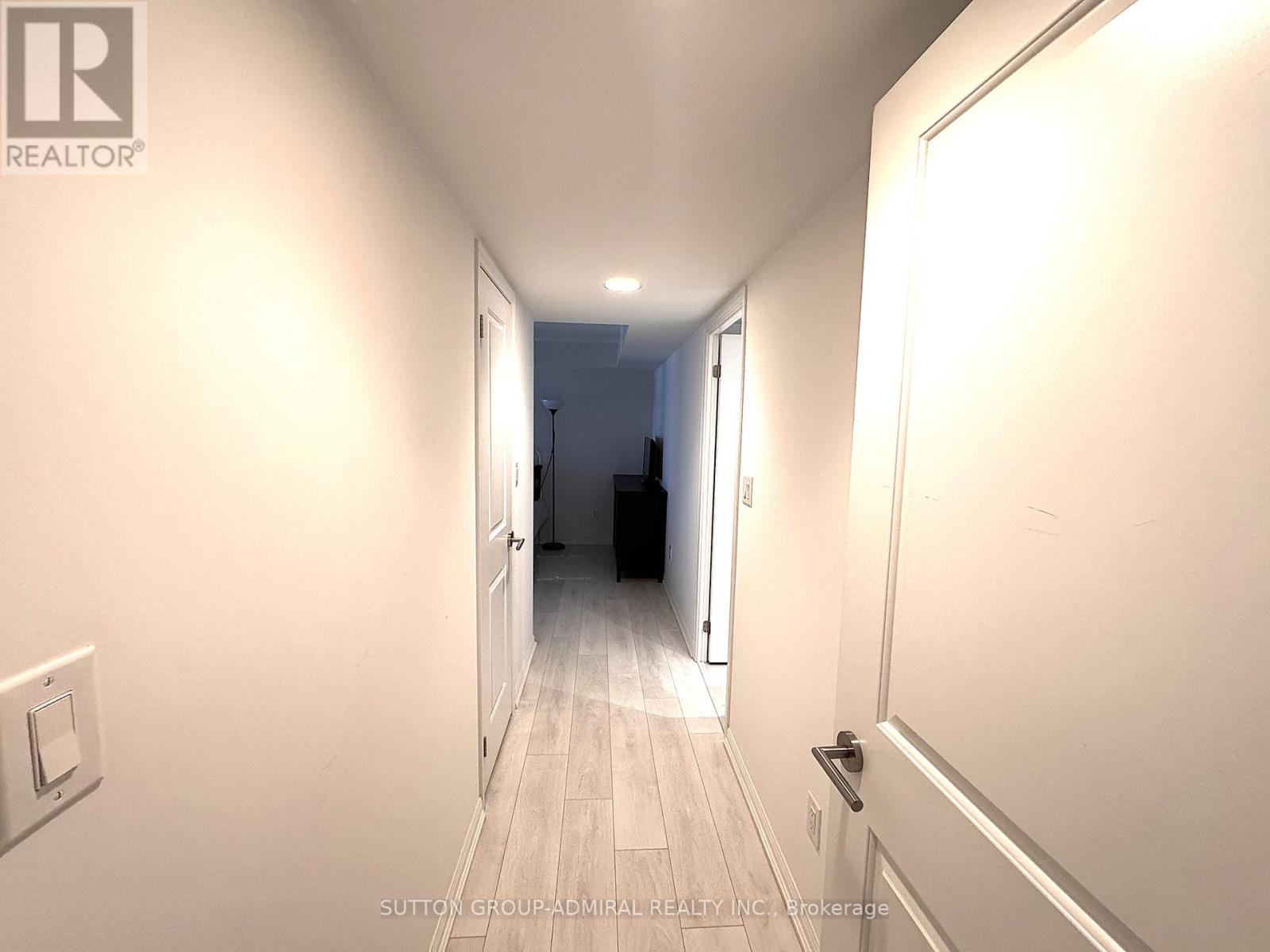 2022 - 400 Adelaide Street E, Toronto, Ontario  M5A 4S3 - Photo 32 - C13052484