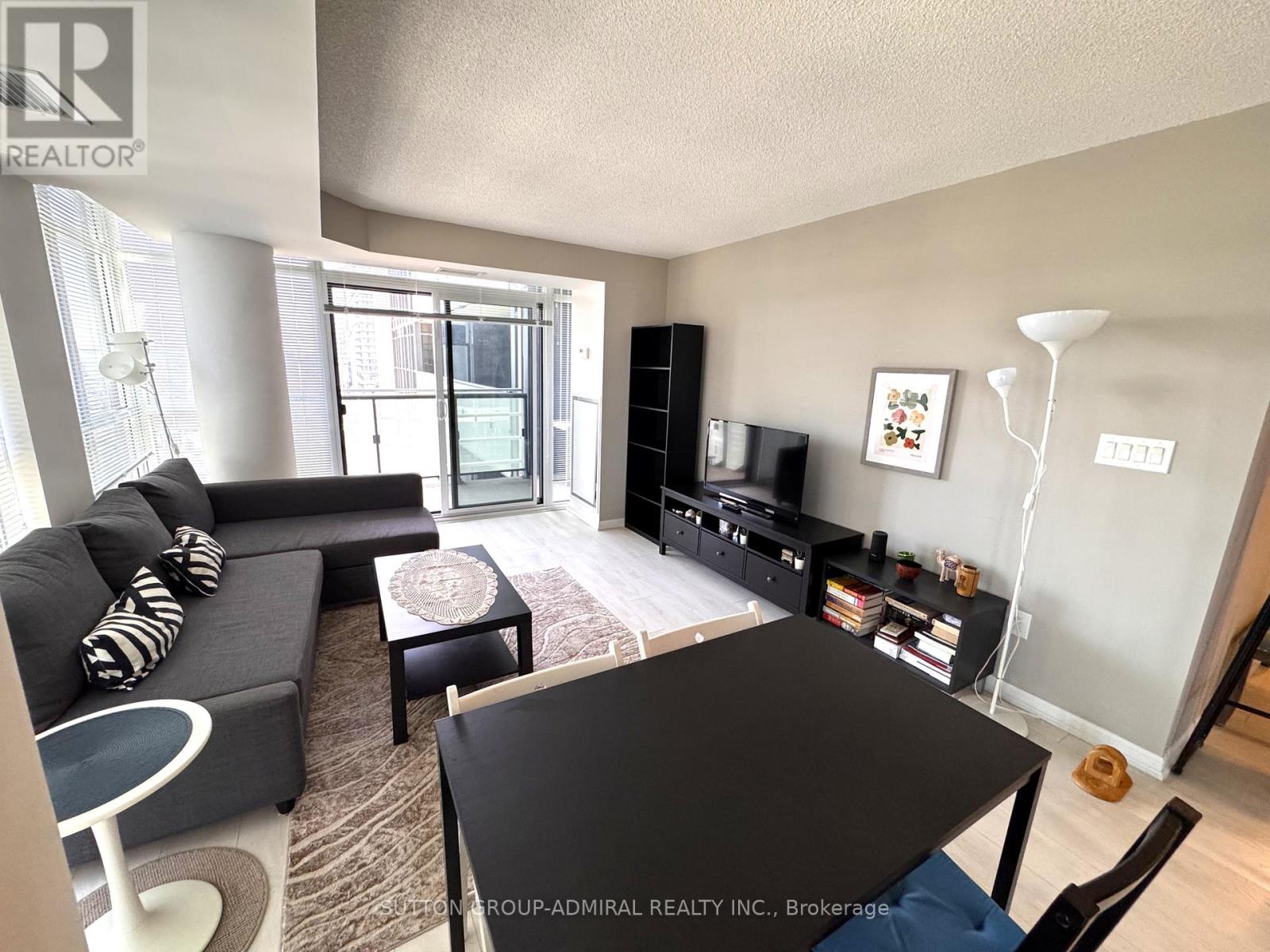2022 - 400 Adelaide Street E, Toronto, Ontario  M5A 4S3 - Photo 6 - C13052484