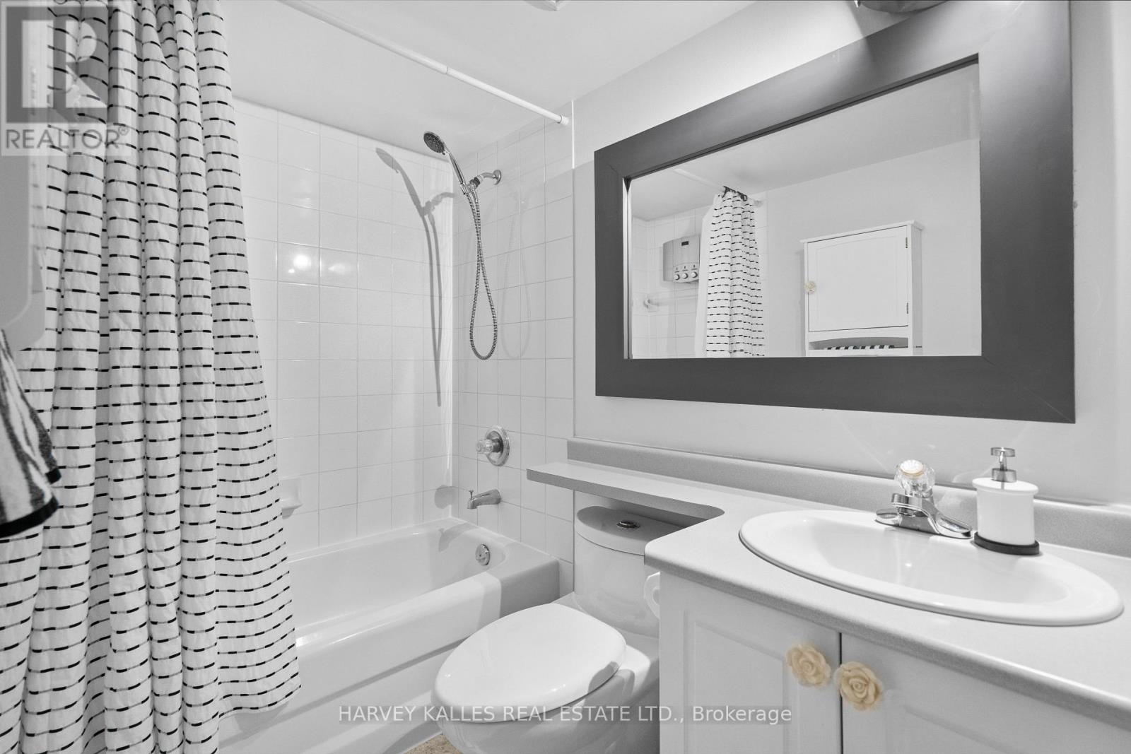 803 - 650 Queens Quay W, Toronto, Ontario  M5V 3N2 - Photo 19 - C13052574