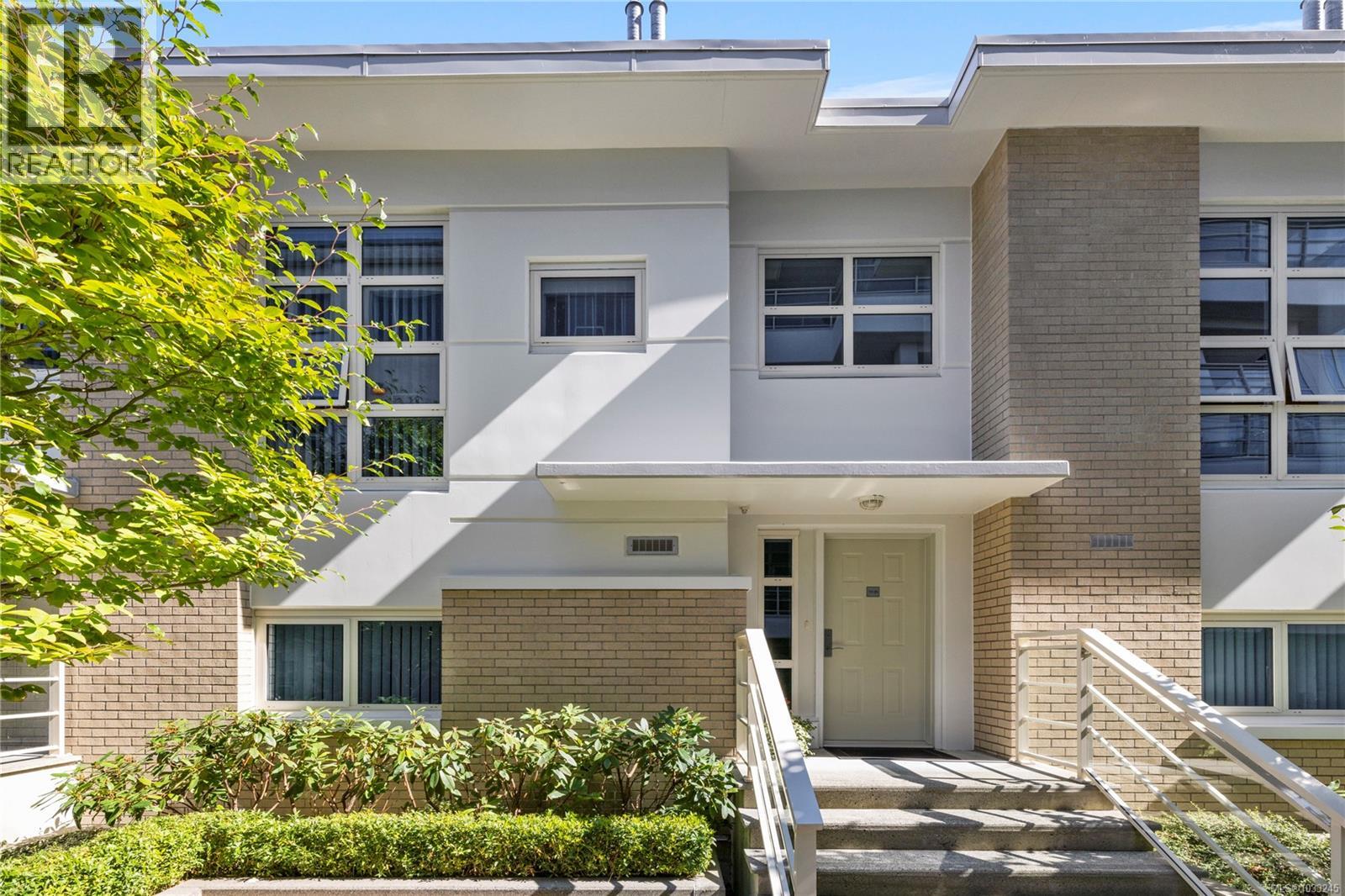 Th25 38 Front St, Nanaimo, British Columbia  V9R 0B8 - Photo 6 - 1033245