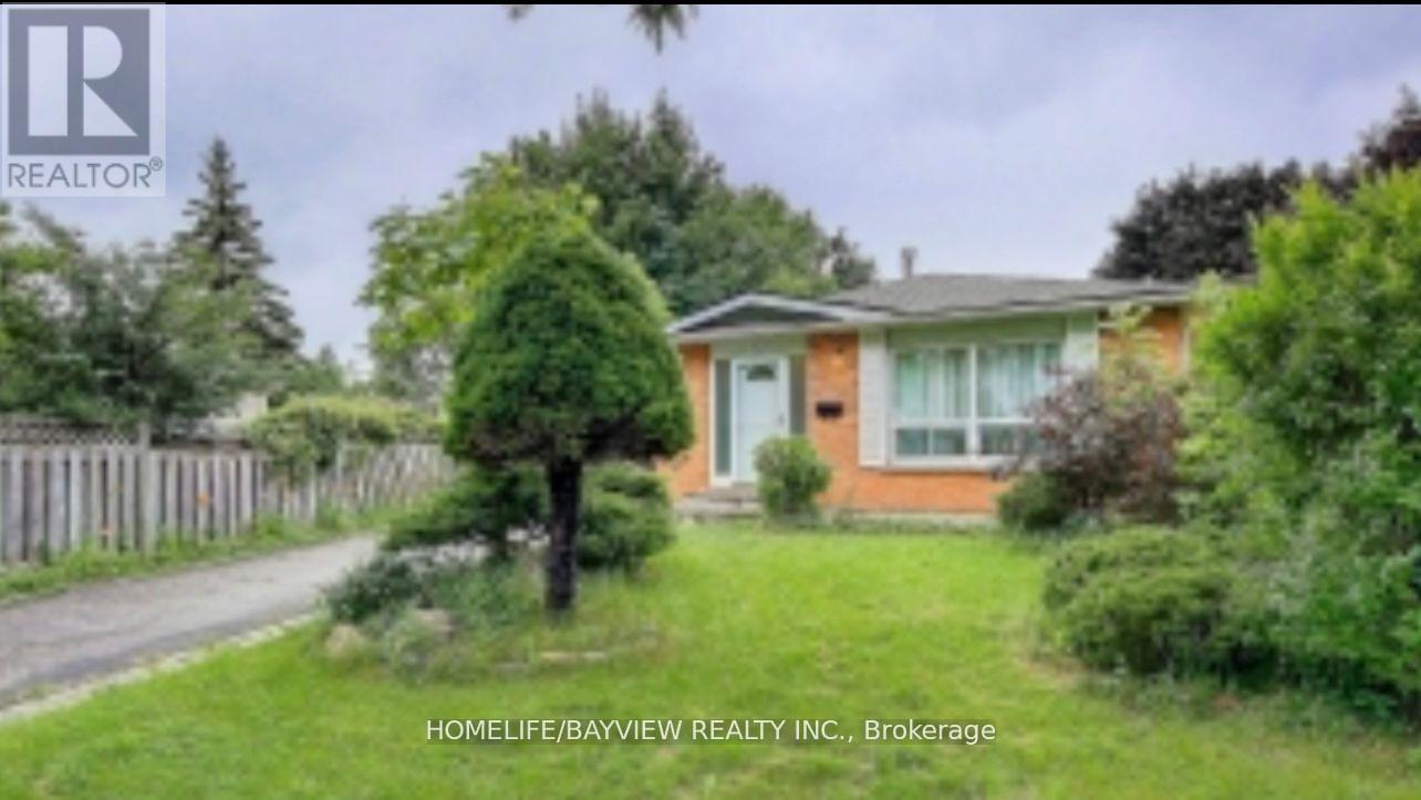 BASEMENT - 4 O'HENRY GROVE, Toronto, Ontario