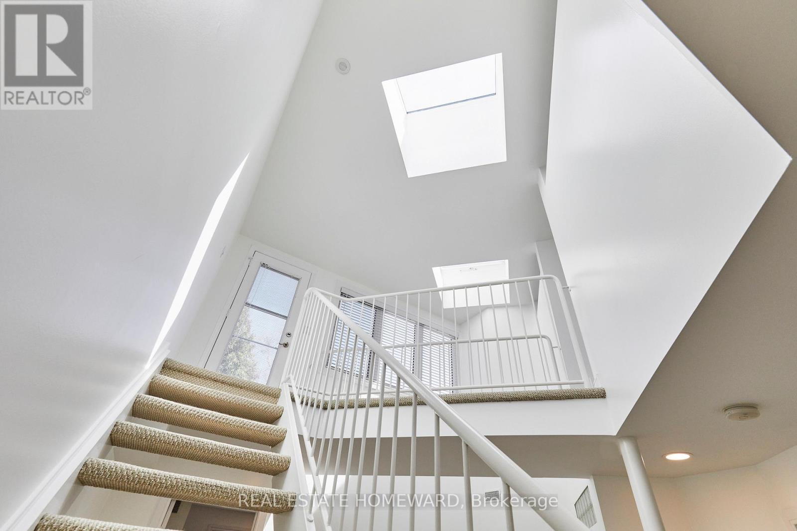 117 Edgewood Avenue, Toronto, Ontario  M4L 3H2 - Photo 21 - E13052348